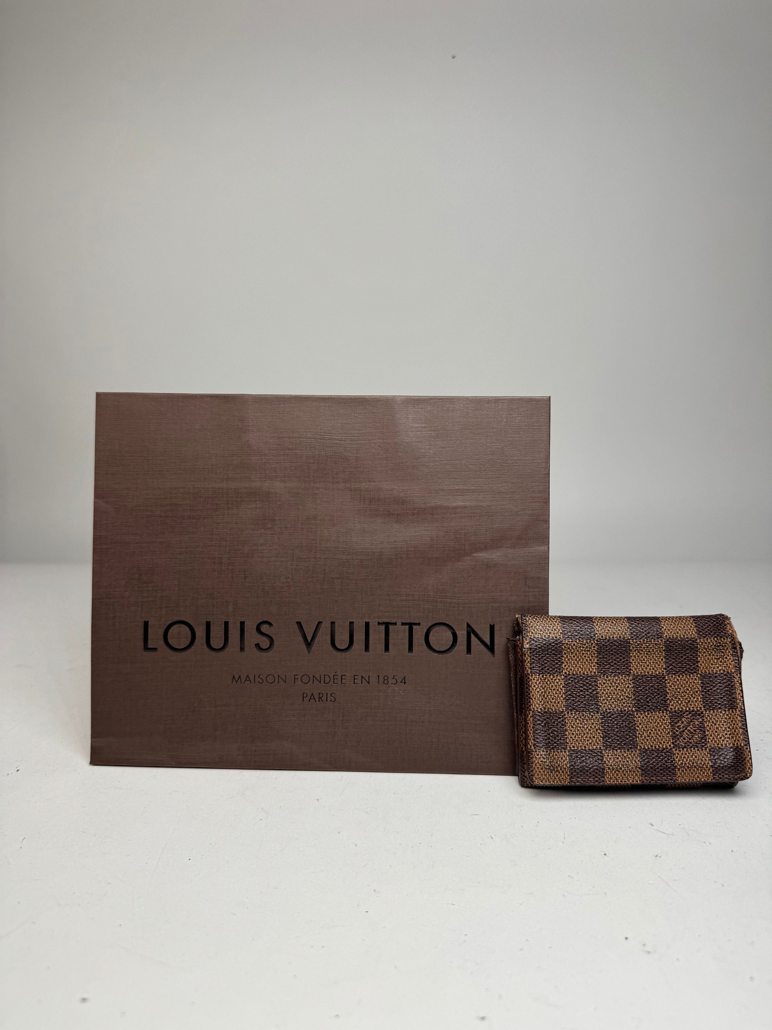 Louis Vuitton Vintage Damier Monogram Leather Card Holder Brown Size ONE SIZE - 11 Thumbnail