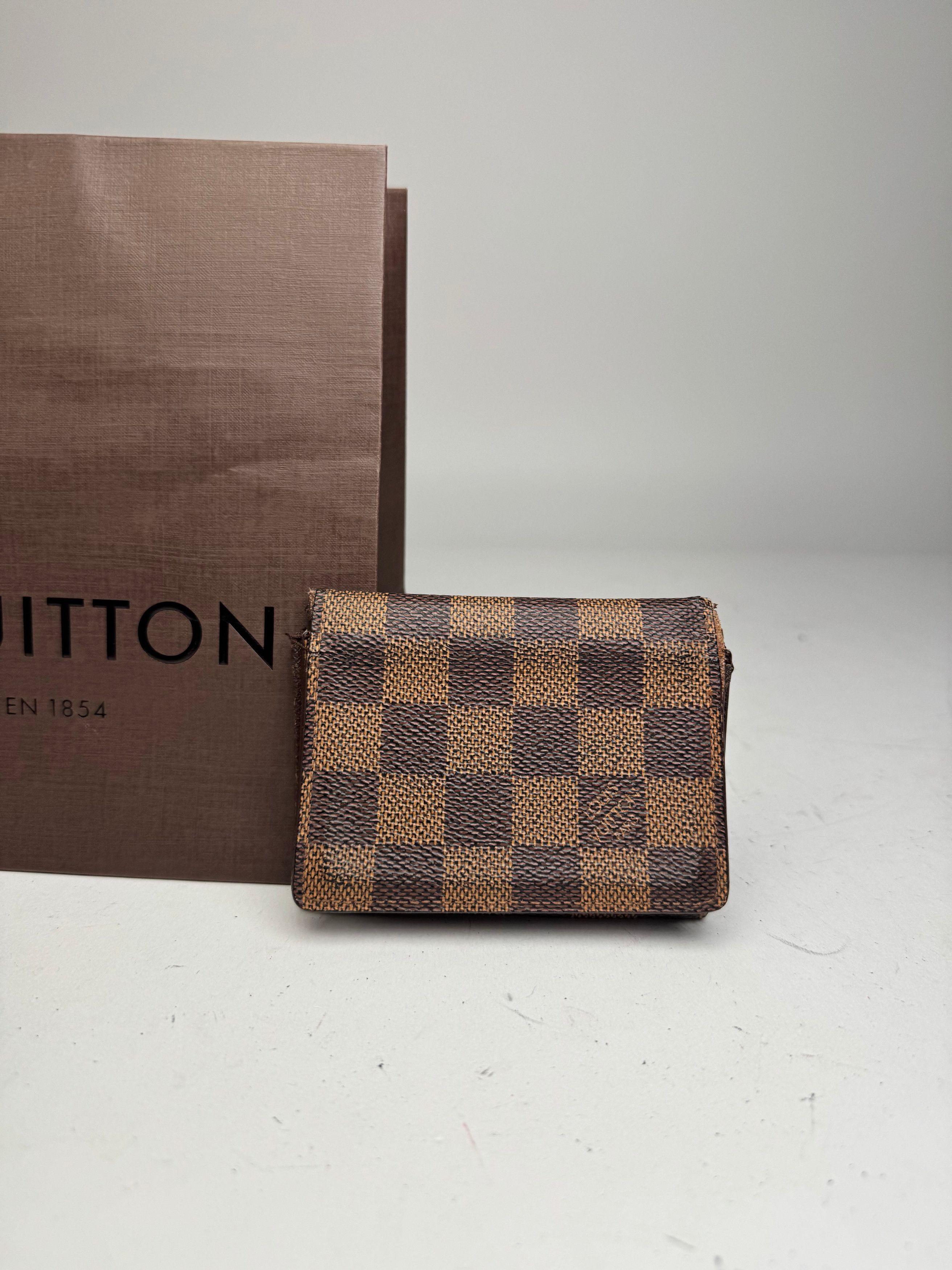 Louis Vuitton Vintage Damier Monogram Leather Card Holder Brown Size ONE SIZE - 8 Thumbnail