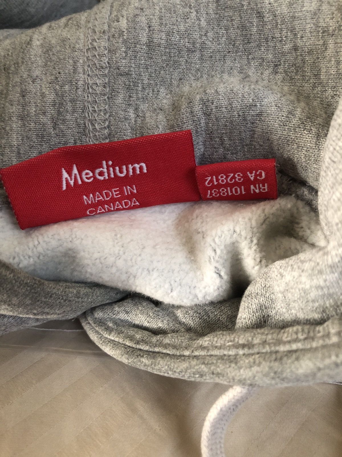 Supreme Red on Grey Box Logo Hoodie FW12 Size US M / EU 48-50 / 2 - 4 Thumbnail
