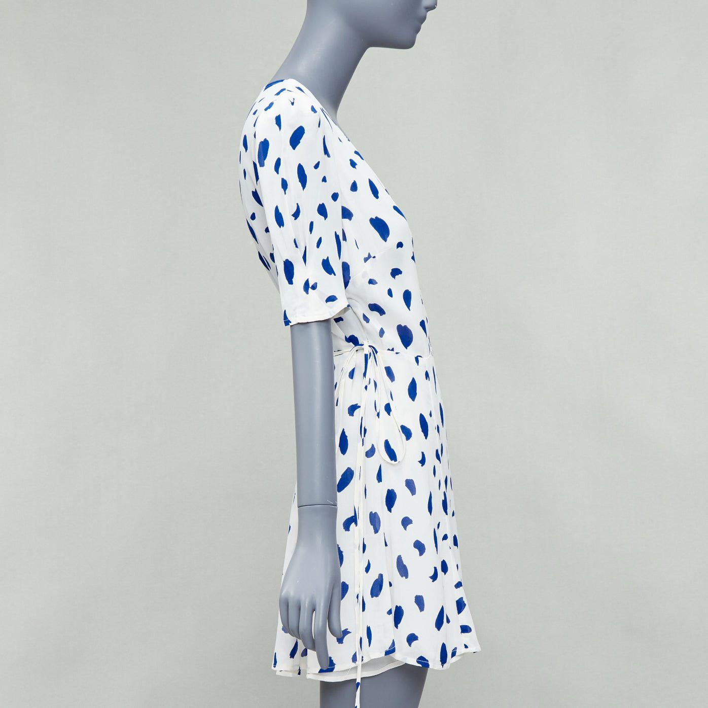 Reformation REFORMATION Lucky blue white Dalmatian print puff sleeve wrap dress M Size M / US 6-8 / IT 42-44 - 4 Thumbnail