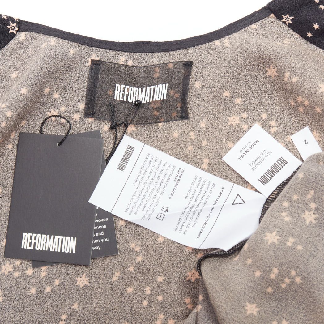 Reformation REFORMATION Courtney black star galactic print V neck mini dress US2 S Size S / US 4 / IT 40 - 8 Thumbnail