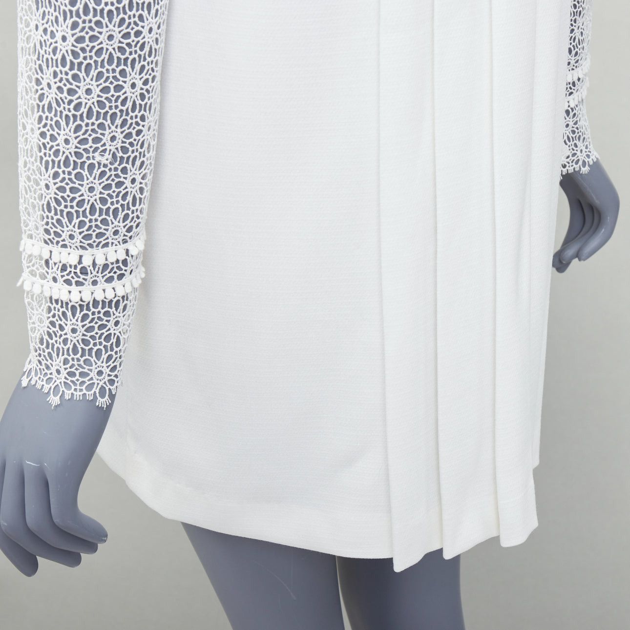 Self-Portrait SELF PORTRAIT Military Cape Shoulder white floral lace ruffle dress UK4 XXS Size M / US 6-8 / IT 42-44 - 7 Thumbnail