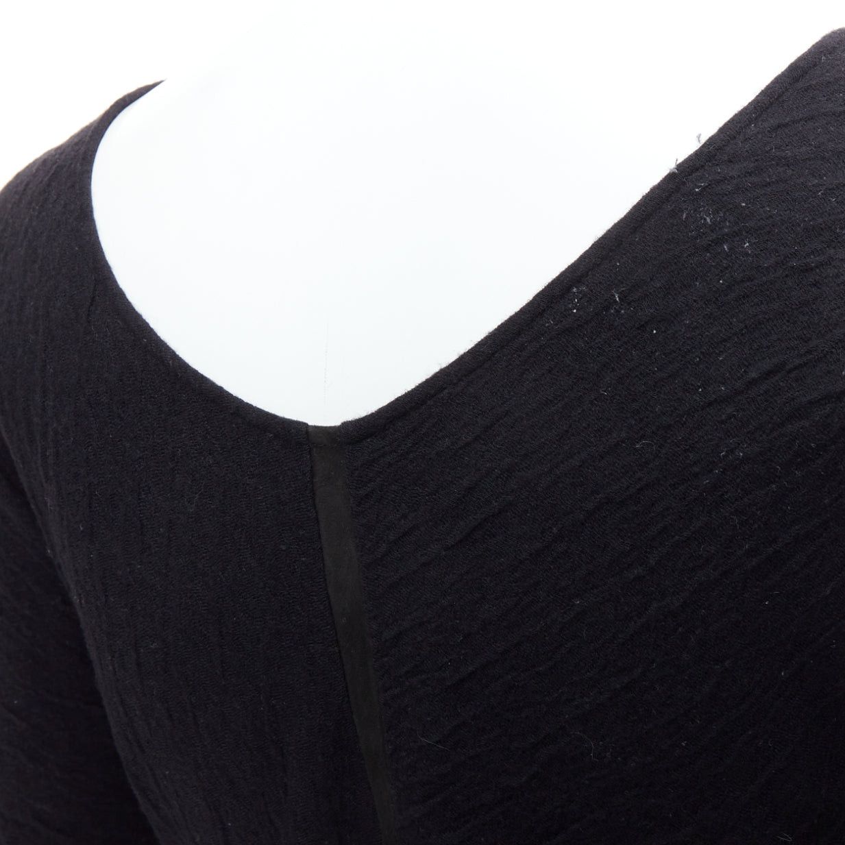 The Row THE ROW black textured bateau neck cropped sleeve pullover top Size S / US 4 / IT 40 - 6 Thumbnail