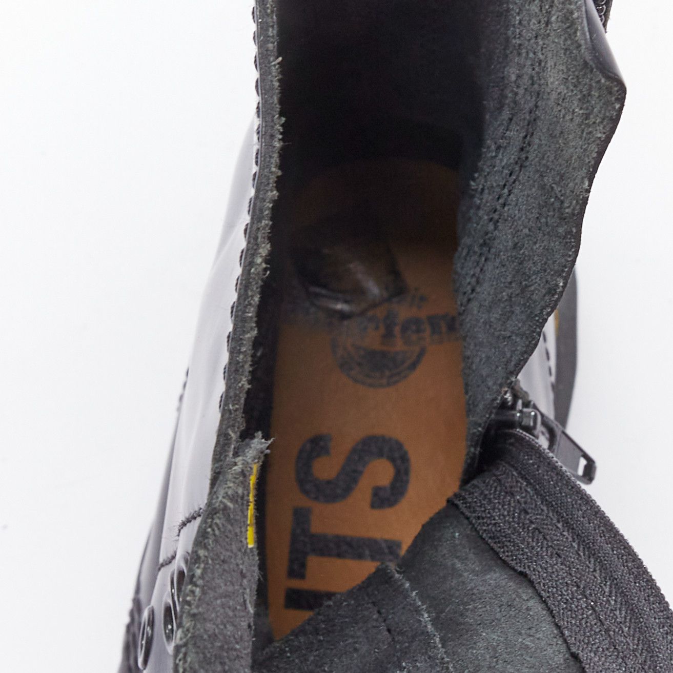 Vetements VETEMENTS DR MARTENS 2017 Border Line 1490 black leather laceless combat boots EU38 Size US 8 / IT 38 - 9 Thumbnail