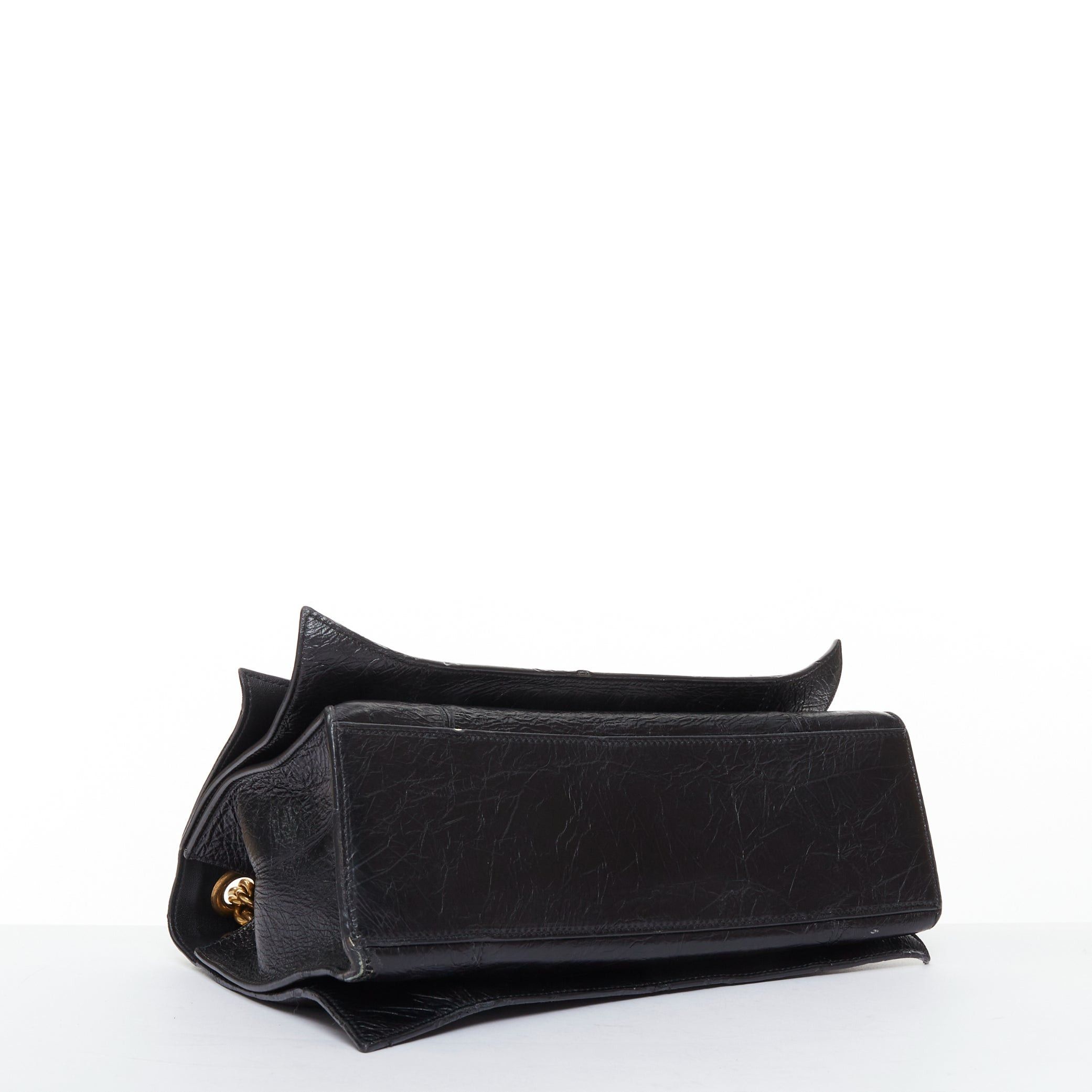 Balenciaga BALENCIAGA Crush Medum black textured leather gold B chain flap shoulder bag Size ONE SIZE - 6 Thumbnail