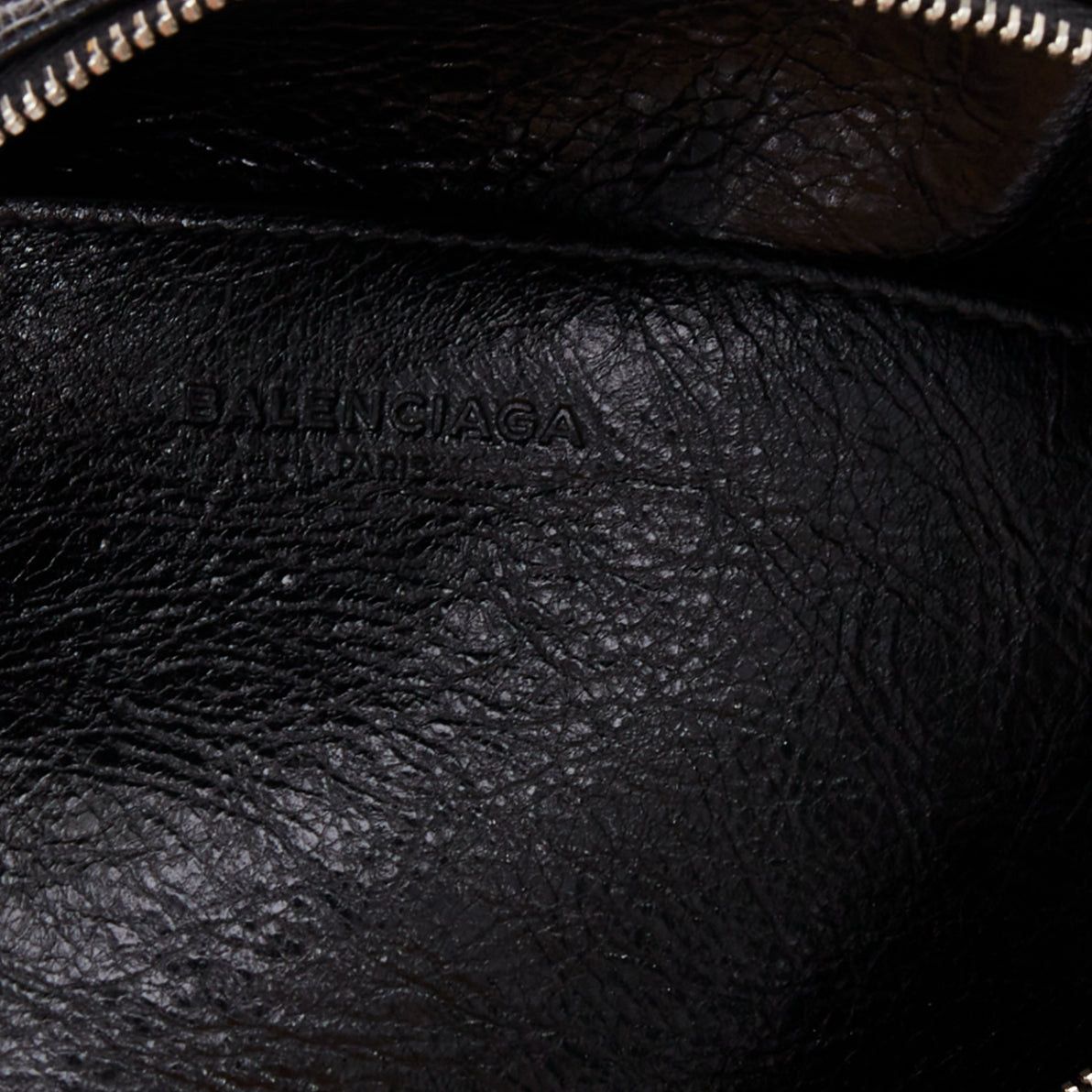 Balenciaga BALENCIAGA 2017 Arena Round Air S Hobo black leather cylinder crossbody bag Size ONE SIZE - 10 Thumbnail