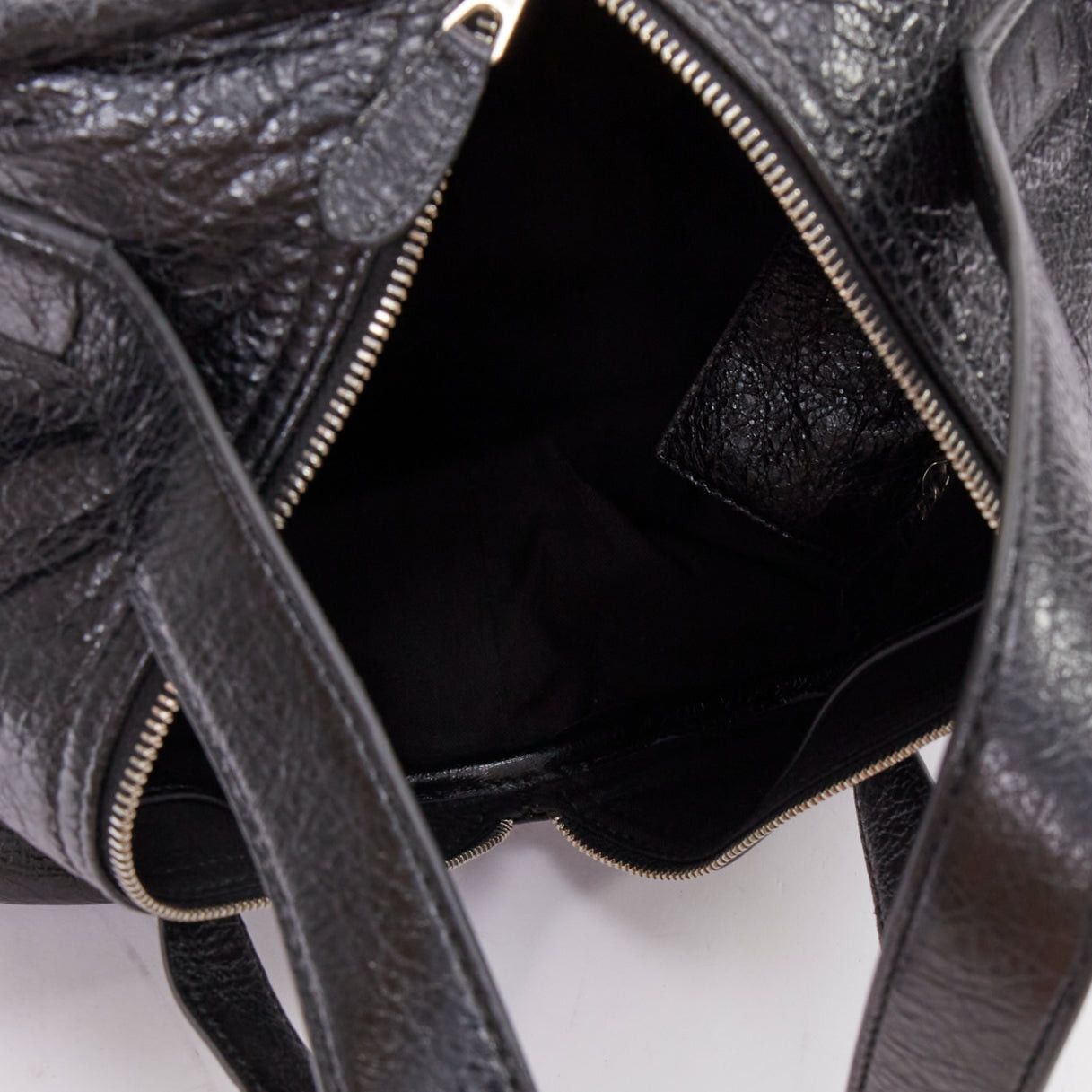 Balenciaga BALENCIAGA 2017 Arena Round Air S Hobo black leather cylinder crossbody bag Size ONE SIZE - 9 Thumbnail