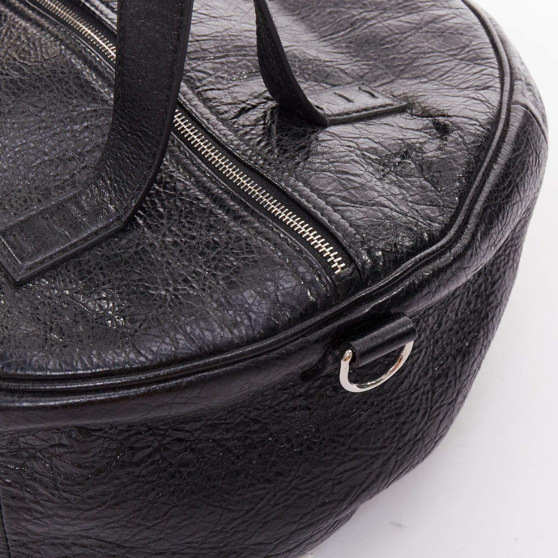 Balenciaga BALENCIAGA 2017 Arena Round Air S Hobo black leather cylinder crossbody bag Size ONE SIZE - 8 Thumbnail