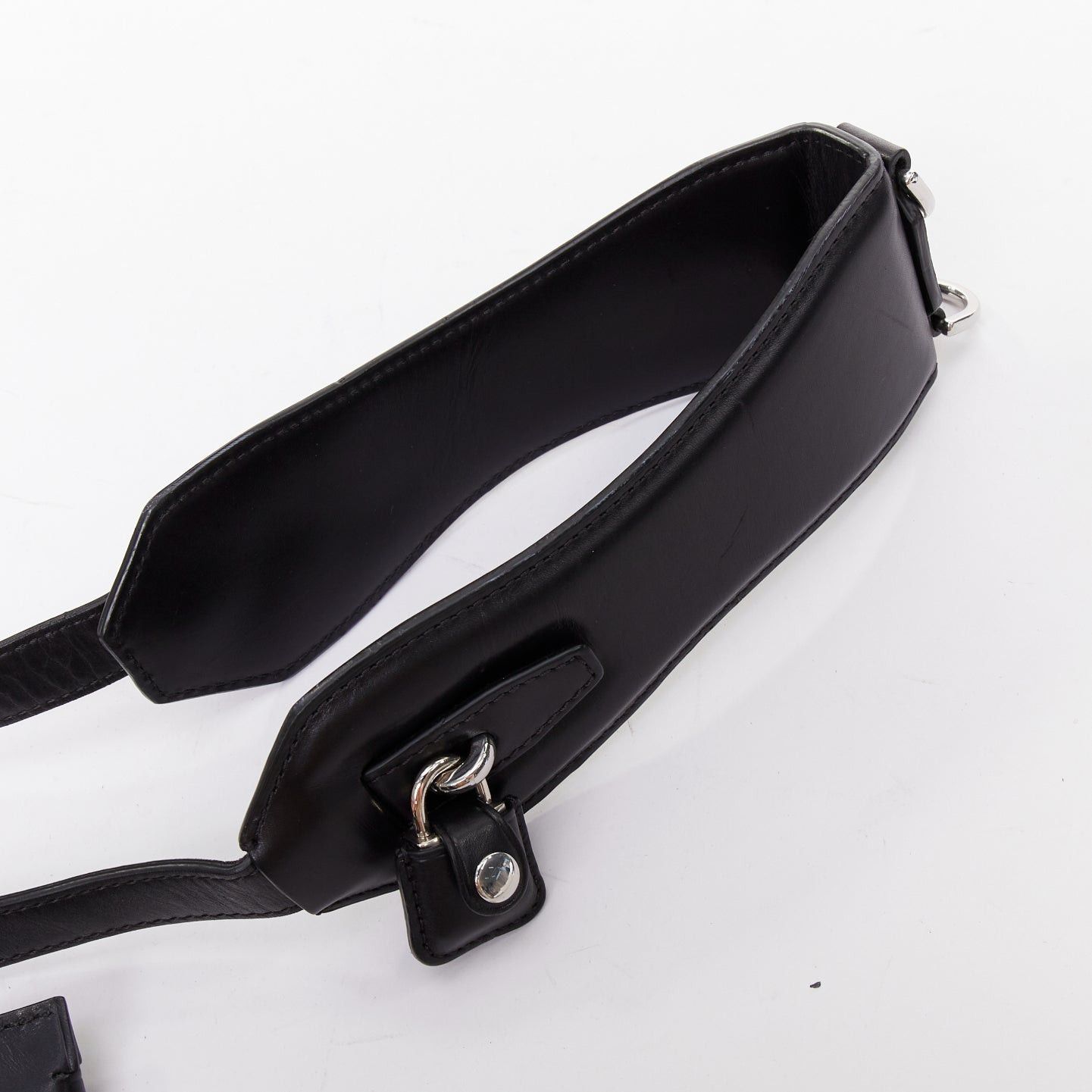 Alexander Wang ALEXANDER WANG Runway Canteen black circle multi pocket crossbody bag Size ONE SIZE - 8 Thumbnail