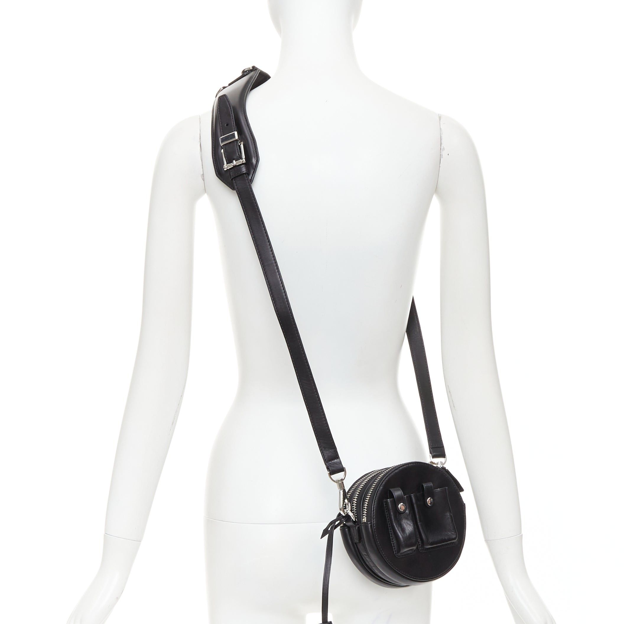 Alexander Wang ALEXANDER WANG Runway Canteen black circle multi pocket crossbody bag Size ONE SIZE - 2 Thumbnail