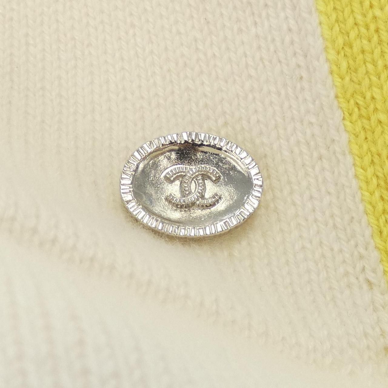 Chanel Chanel Chanel Cashmere Shorts Others Shorts P78333K11387 DUTY FREE for USA Size ONE SIZE - 5 Thumbnail