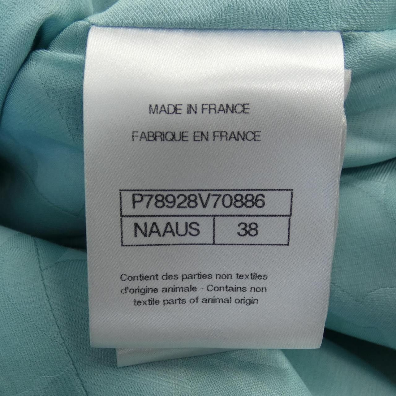 Chanel Chanel Chanel P78928V70886 Jacket Others Outerwear P78928V70886 DUTY FREE for USA Size ONE SIZE - 4 Thumbnail