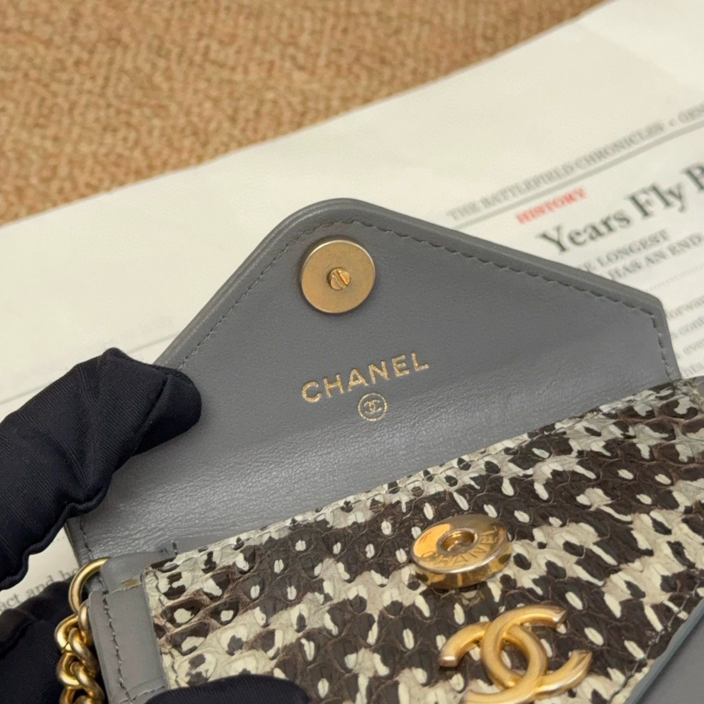Chanel Pre-loved Bag Very good condition Size ONE SIZE - 7 Thumbnail