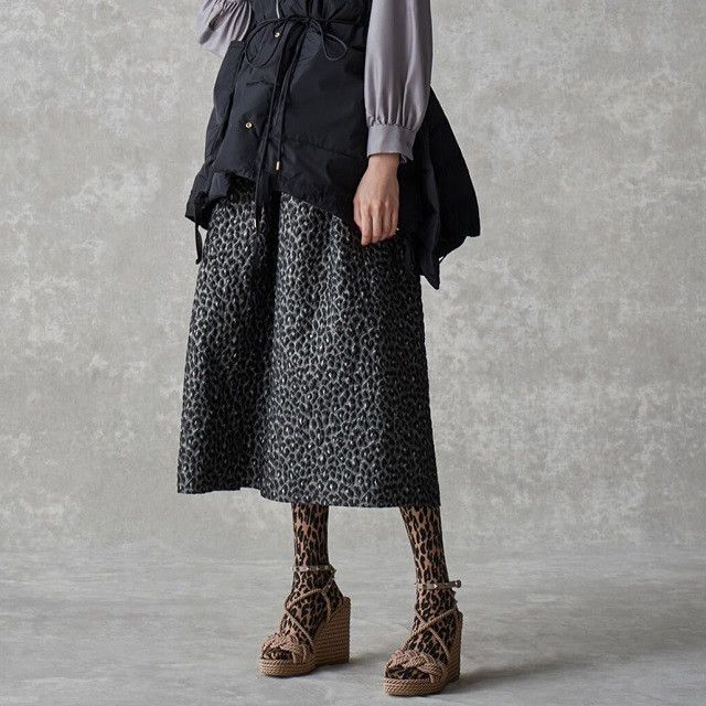 Other Other Drawer Leopard Jacquard Skirt Others Skirts 6524-299-1664 DUTY FREE for USA Size ONE SIZE - 3 Thumbnail