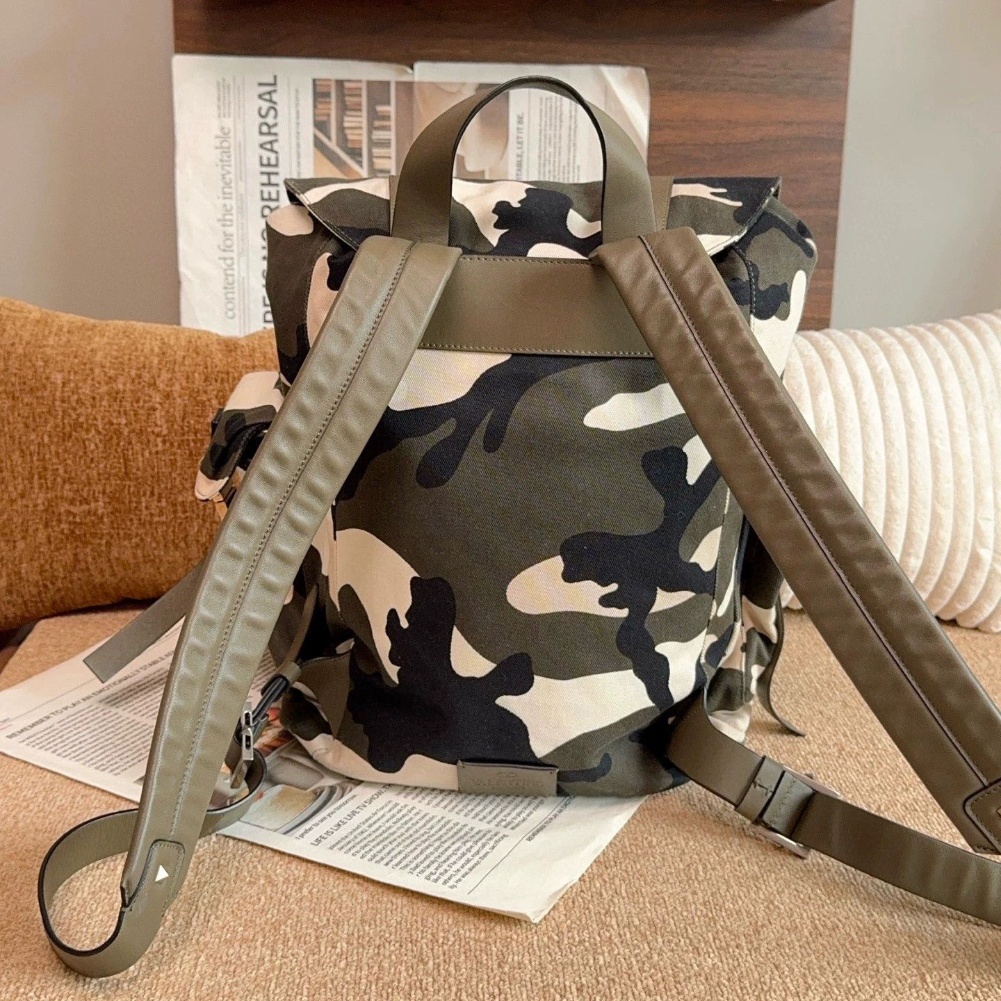 Valentino Pre-loved Bag Very good condition Size ONE SIZE - 2 Thumbnail