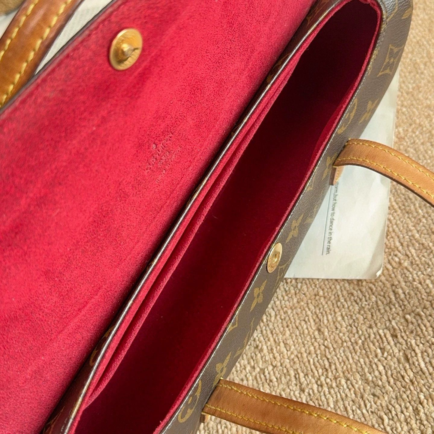 Louis Vuitton Pre-loved Bag Very good condition Size ONE SIZE - 7 Thumbnail