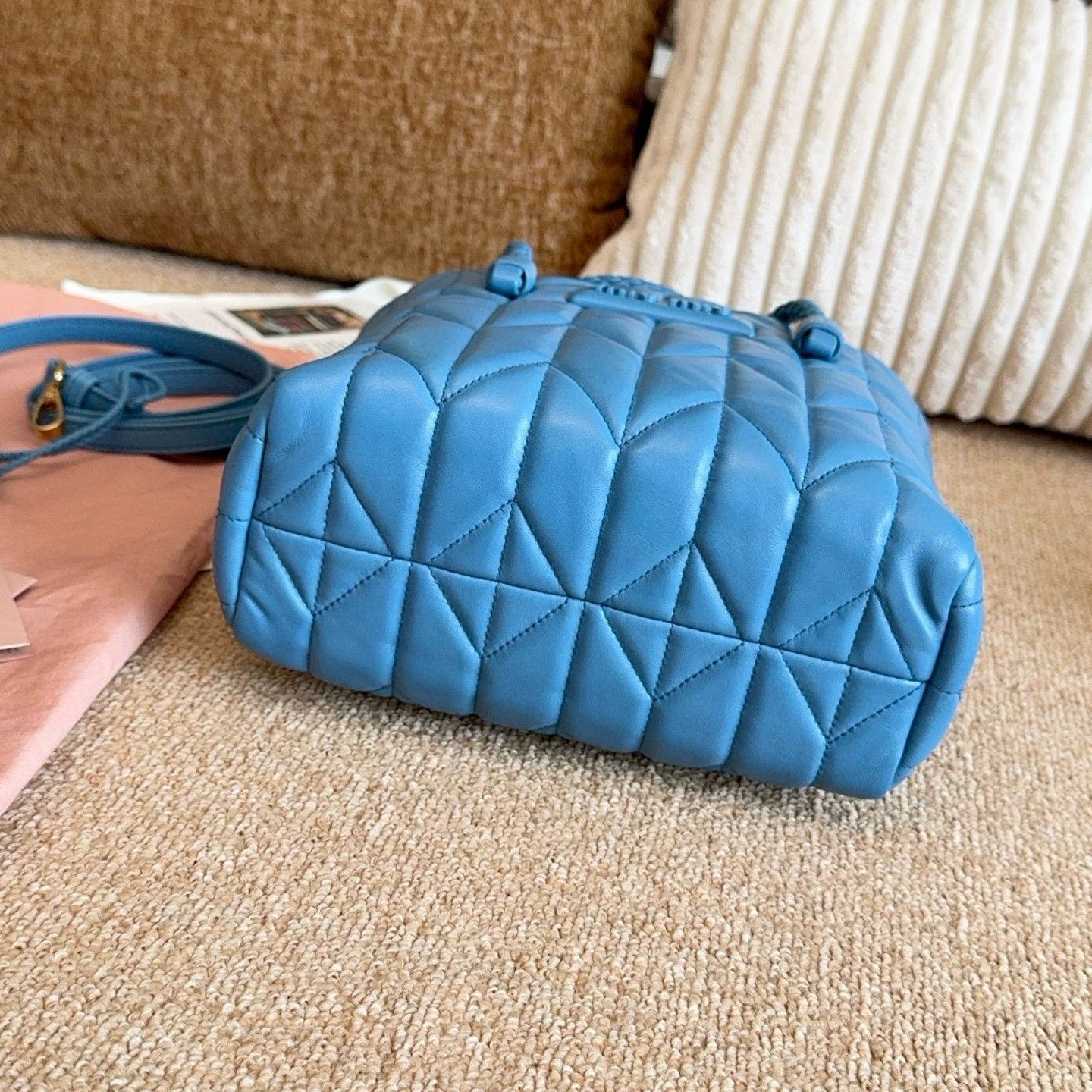 Miu Miu Pre-loved Bag Very good condition Size ONE SIZE - 5 Thumbnail