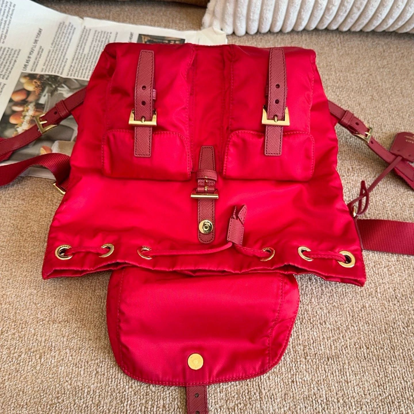 Prada Pre-loved Bag Very good condition Size ONE SIZE - 9 Thumbnail