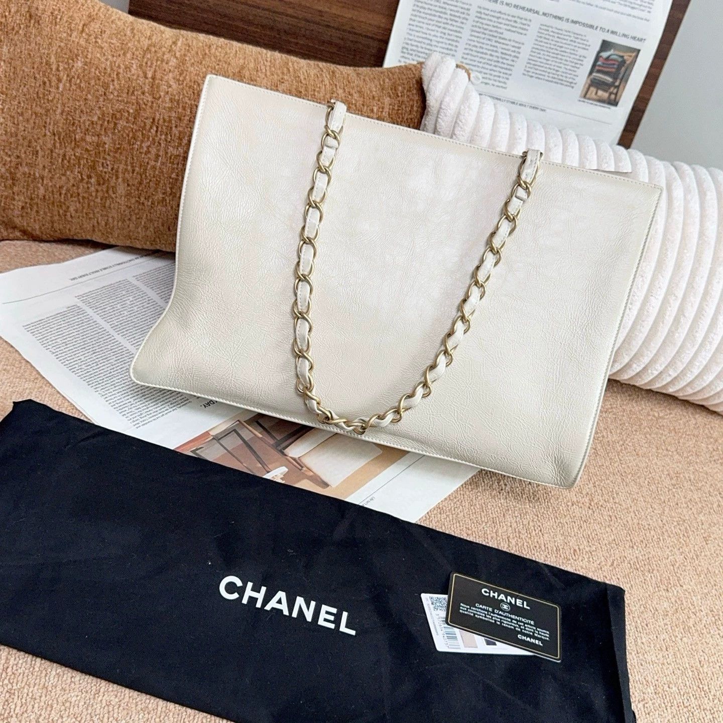 Chanel Pre-loved Bag Very good condition Size ONE SIZE - 2 Thumbnail