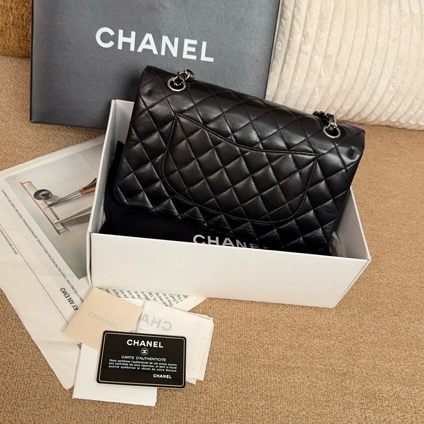 Chanel Pre-loved Bag Very good condition Size ONE SIZE - 2 Thumbnail