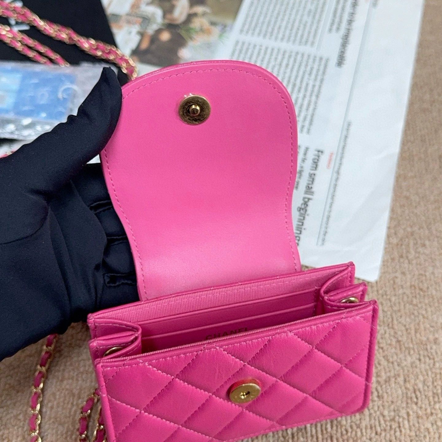 Chanel Pre-loved Bag Very good condition Size ONE SIZE - 9 Thumbnail