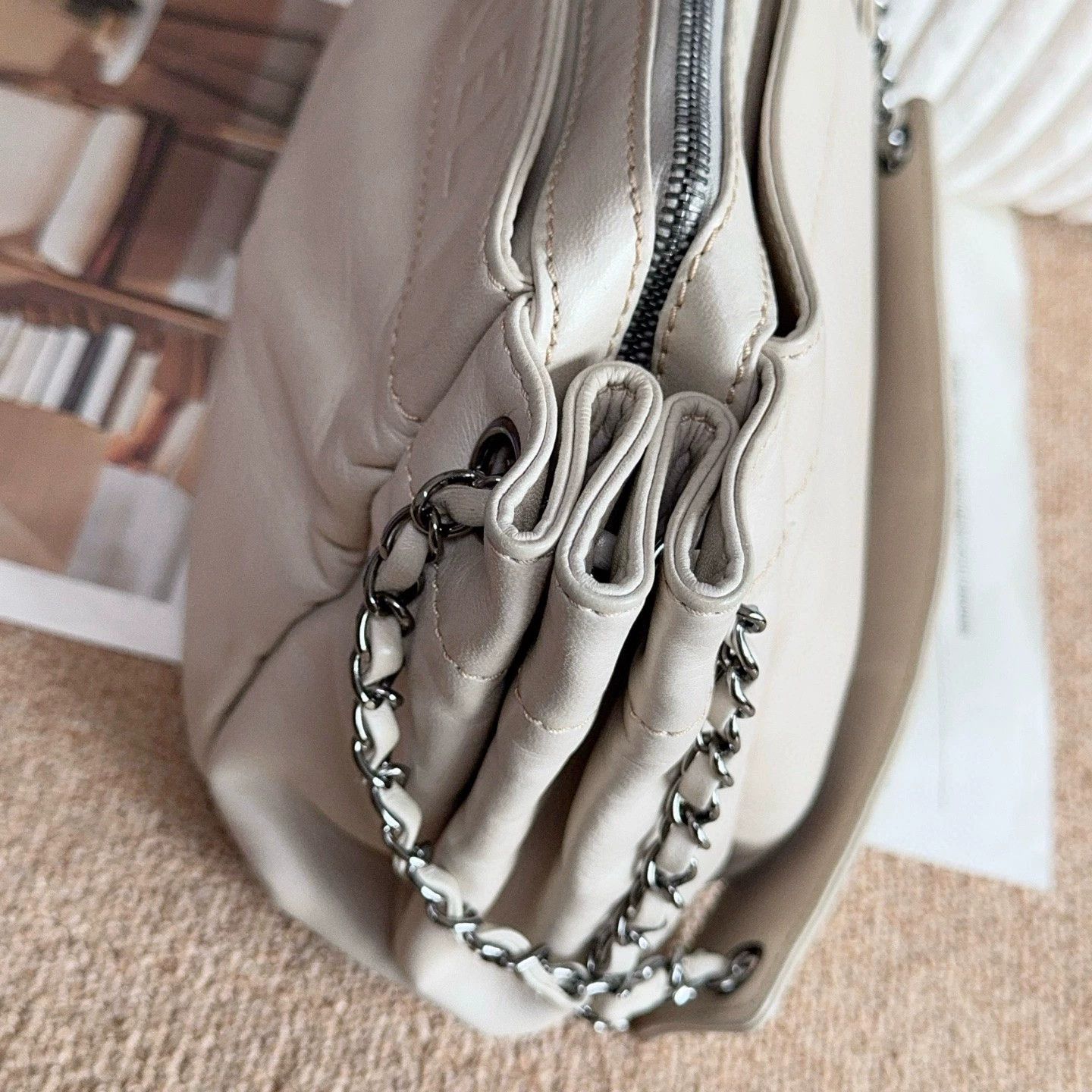 Chanel Pre-loved Bag Very good condition Size ONE SIZE - 9 Thumbnail