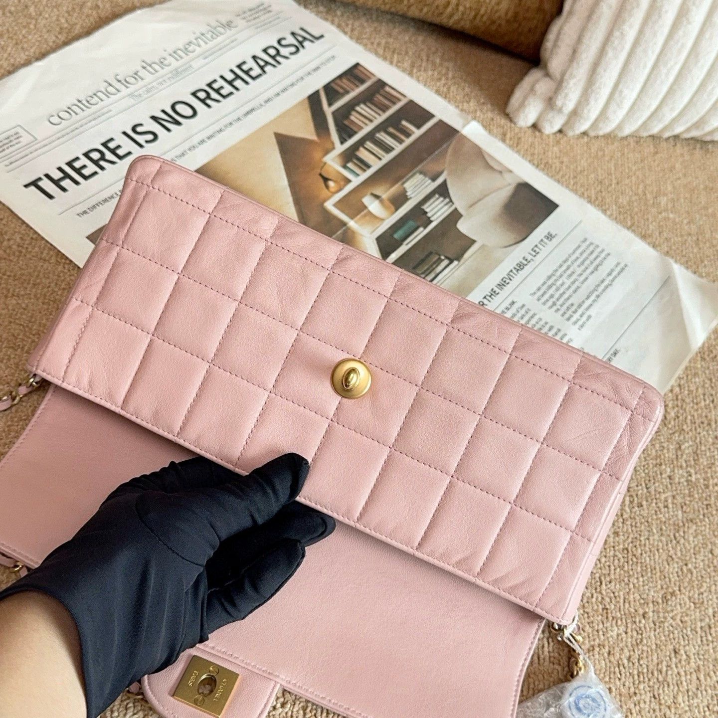 Chanel Pre-loved Bag Very good condition Size ONE SIZE - 8 Thumbnail