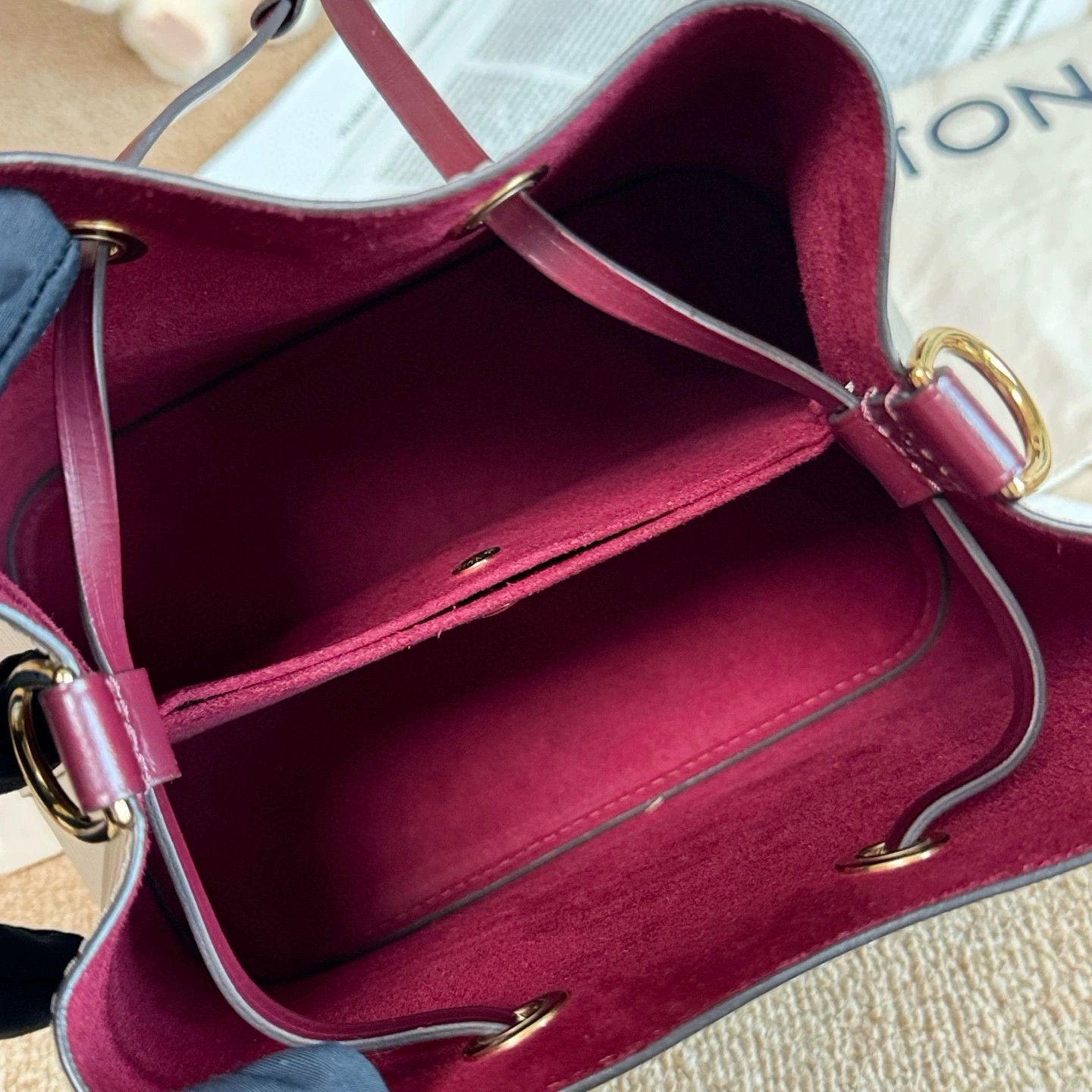 Louis Vuitton Pre-loved Bag Very good condition Size ONE SIZE - 6 Thumbnail