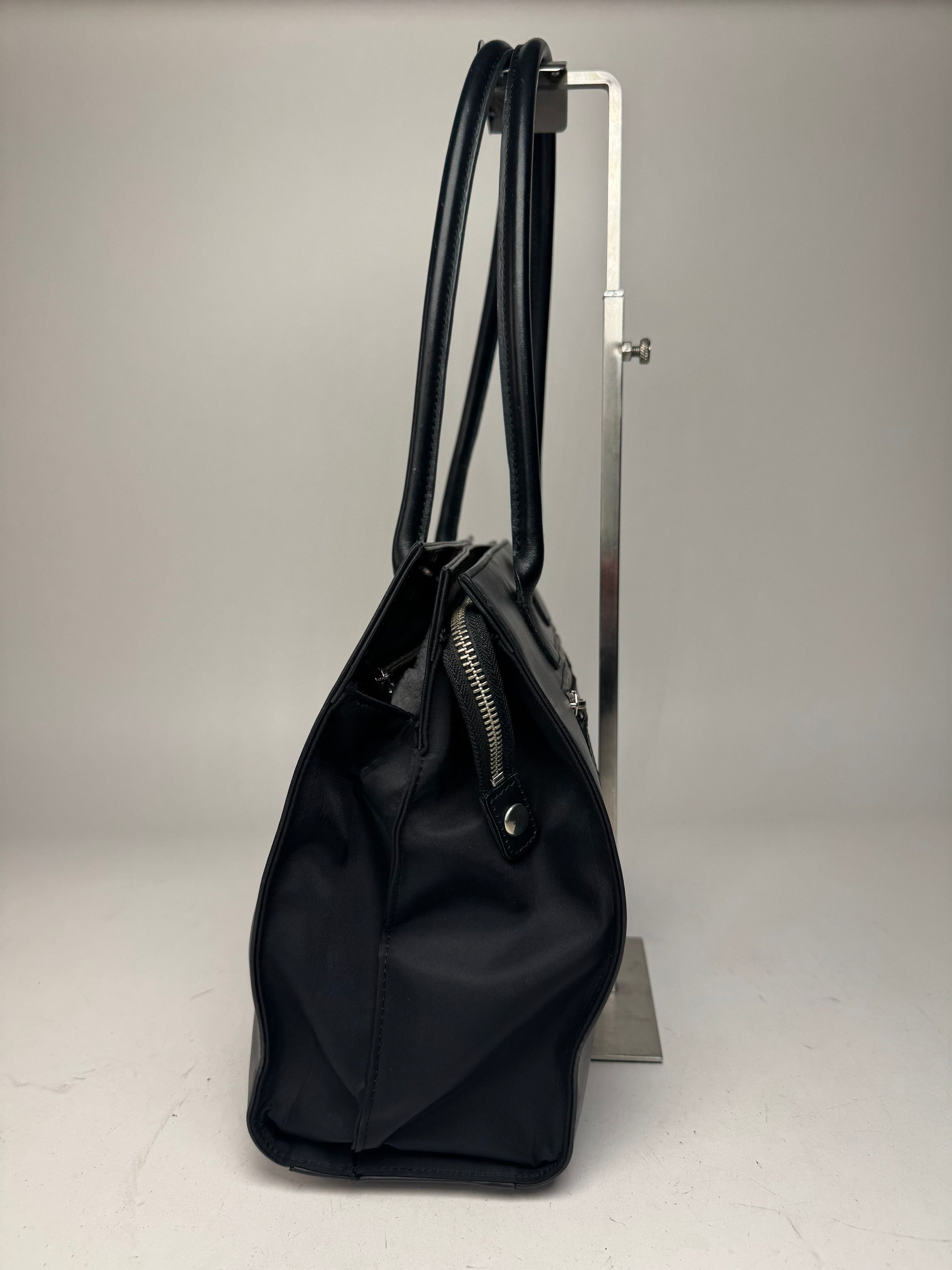 Courreges Vintage Leather Handbag Black Size ONE SIZE - 6 Thumbnail