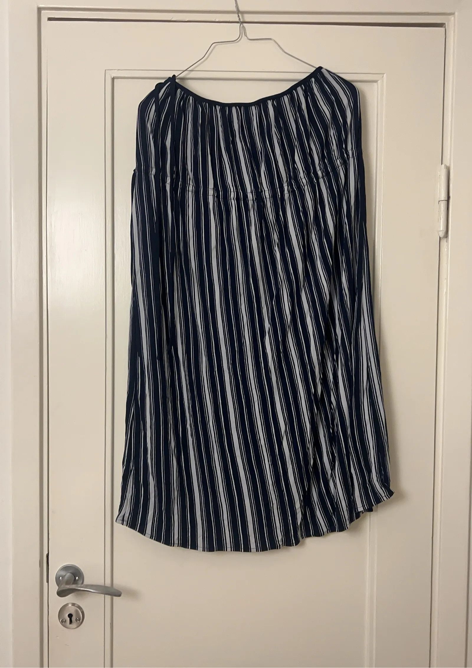 Arket Arket Skirt Size 27" / US 4 / IT 40 - 4 Thumbnail