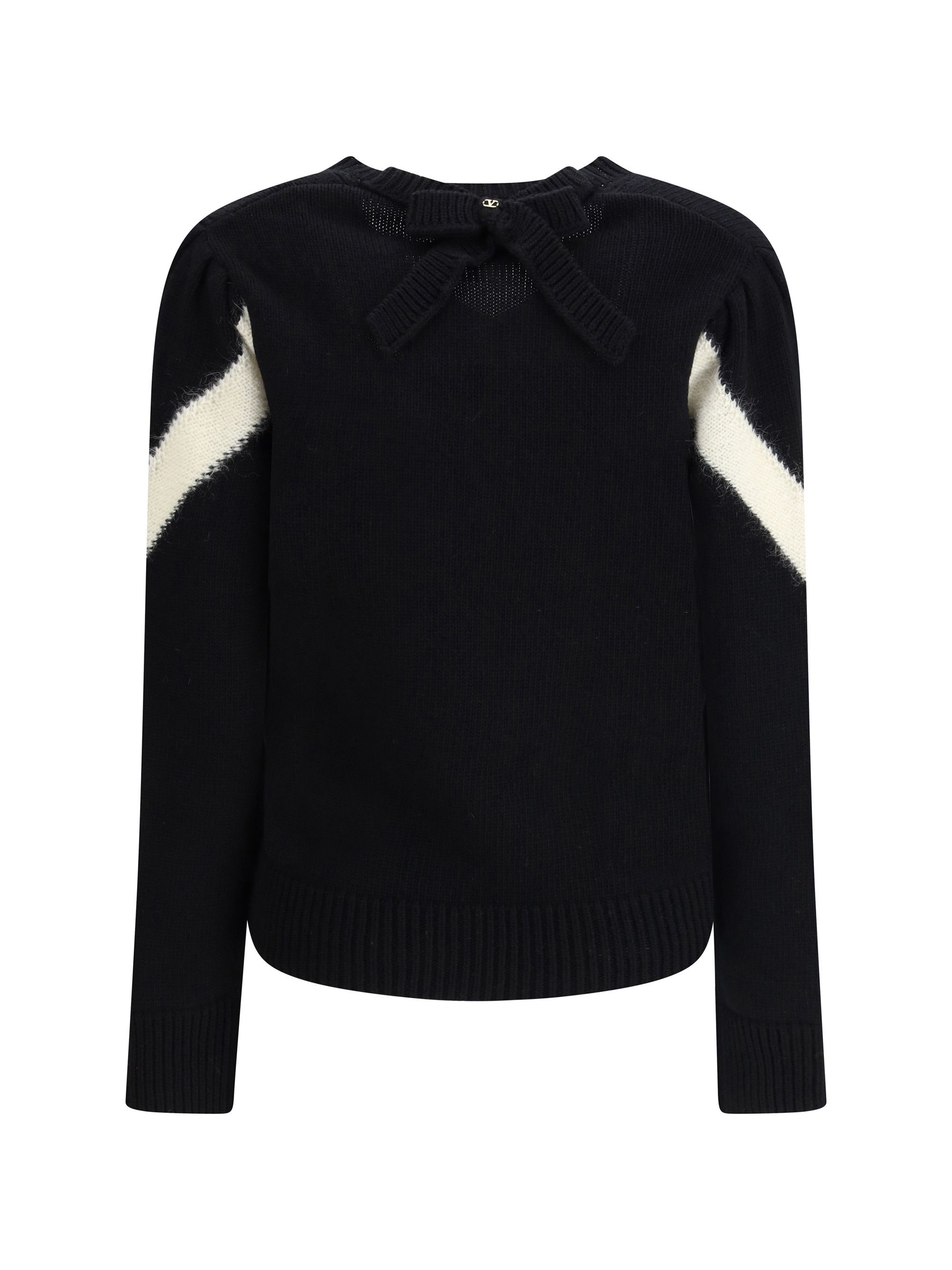 Wool Sweater with a bow at the back