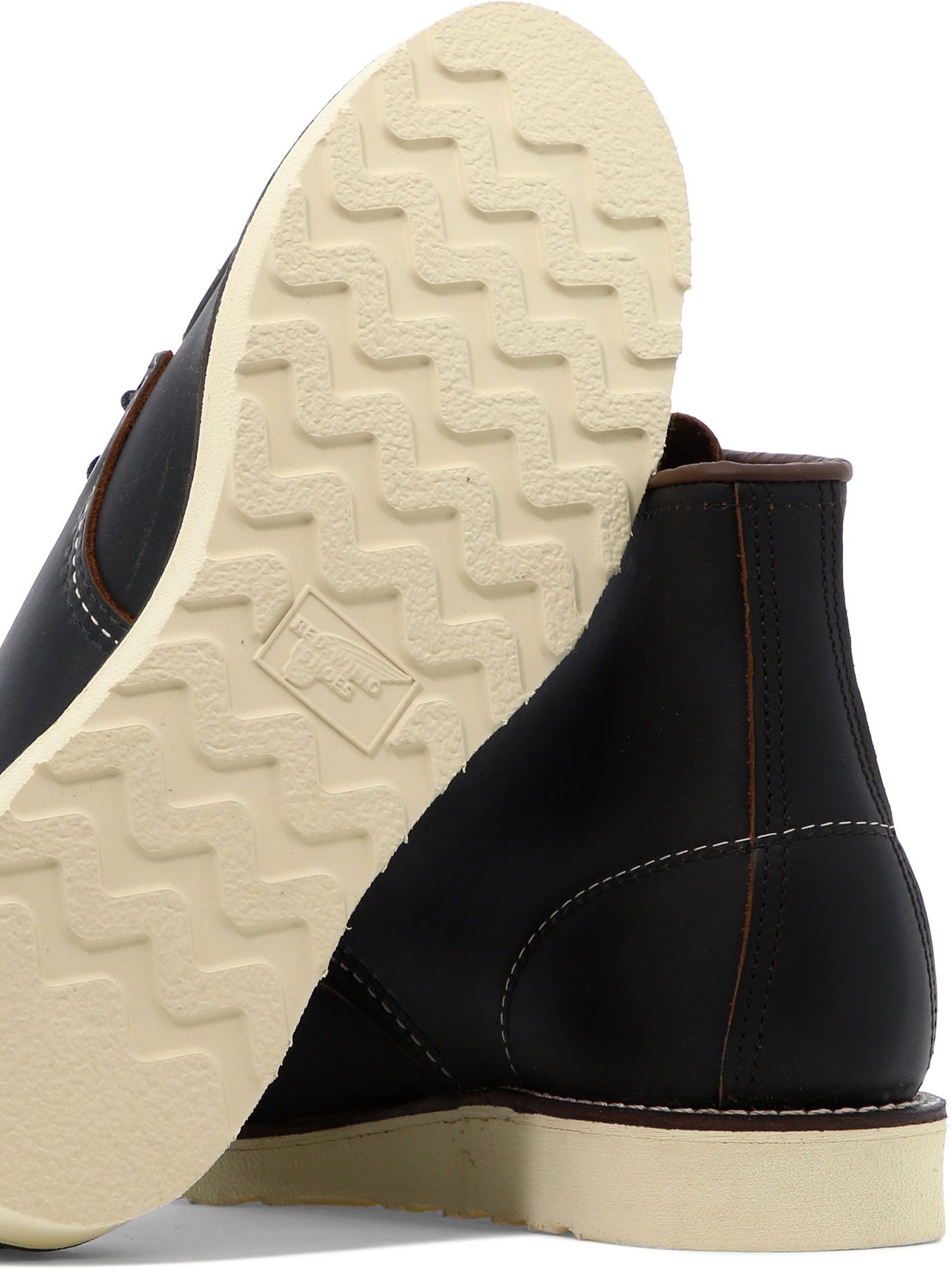 Red Wing Red Wing Shoes Classic Moc Lace-Up Boots US 8.5 Men - USA Duties Paid Size US 8.5 / EU 41-42 - 5 Thumbnail