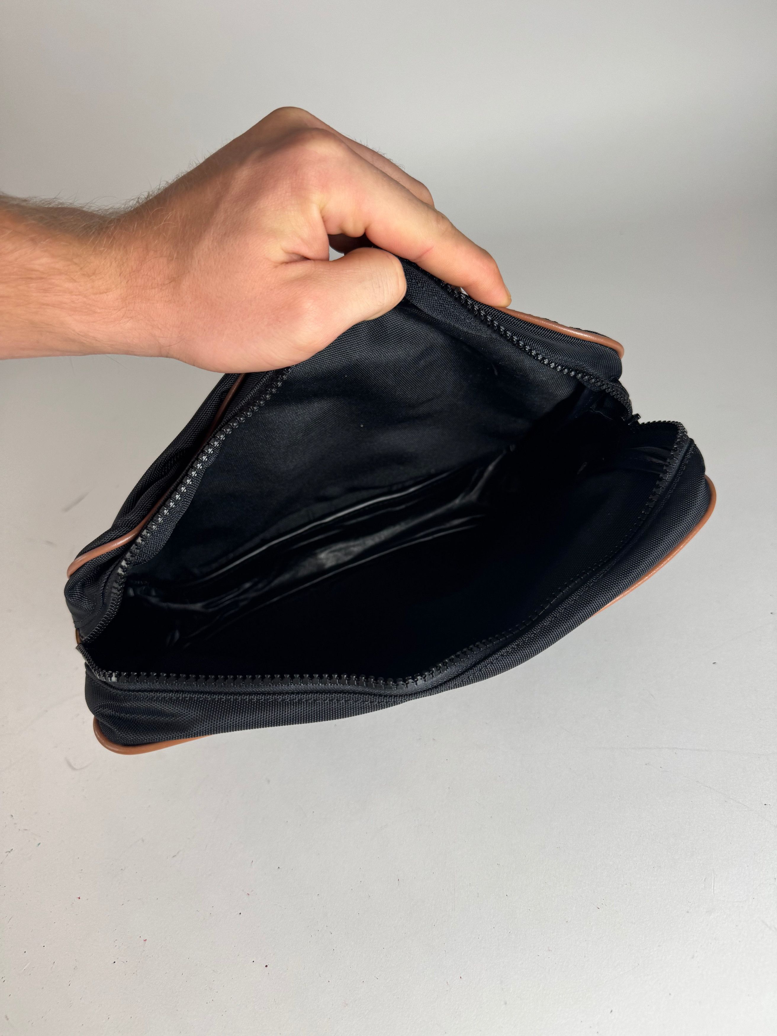 Courreges Vintage Clutch Black Brown Size ONE SIZE - 2 Thumbnail