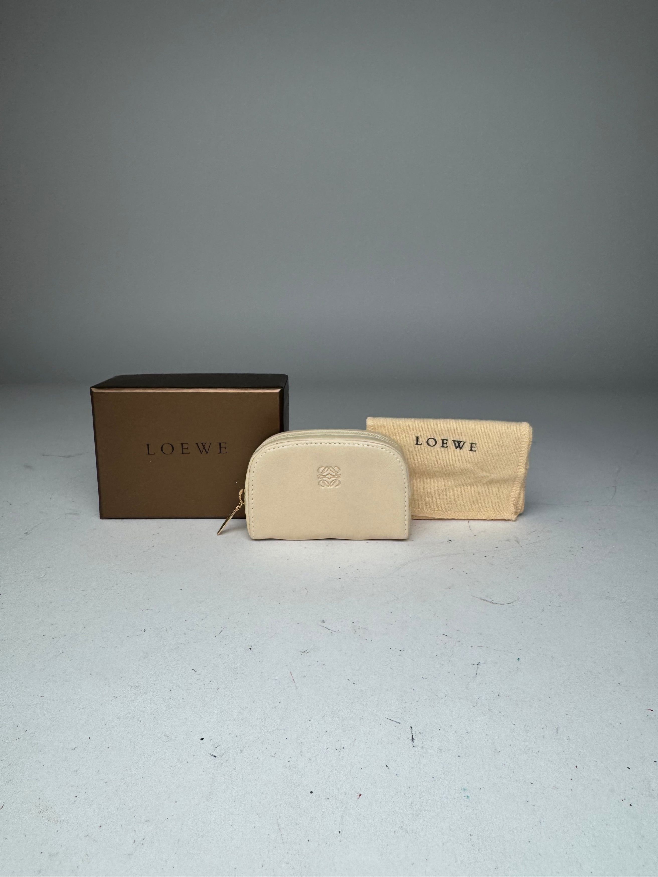 Loewe Vintage Madrid Mini Bag White Size ONE SIZE - 6 Thumbnail