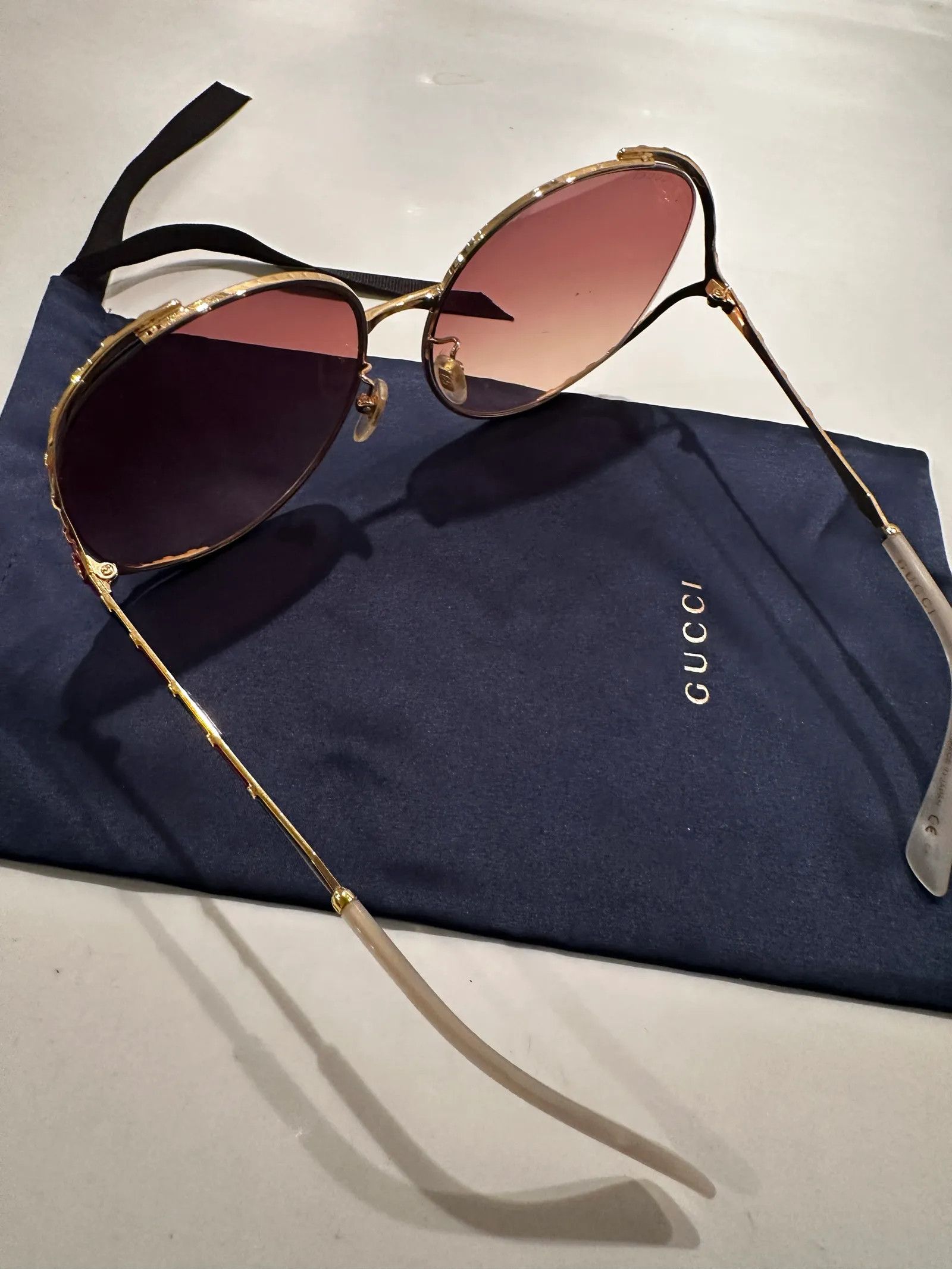Gucci Gucci Noveltry Sunglasses Size ONE SIZE - 3 Thumbnail