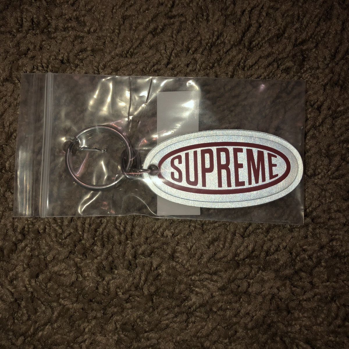 Supreme NEW Supreme Night Vision Keychain - 100% Authentic Size ONE SIZE - 3 Thumbnail