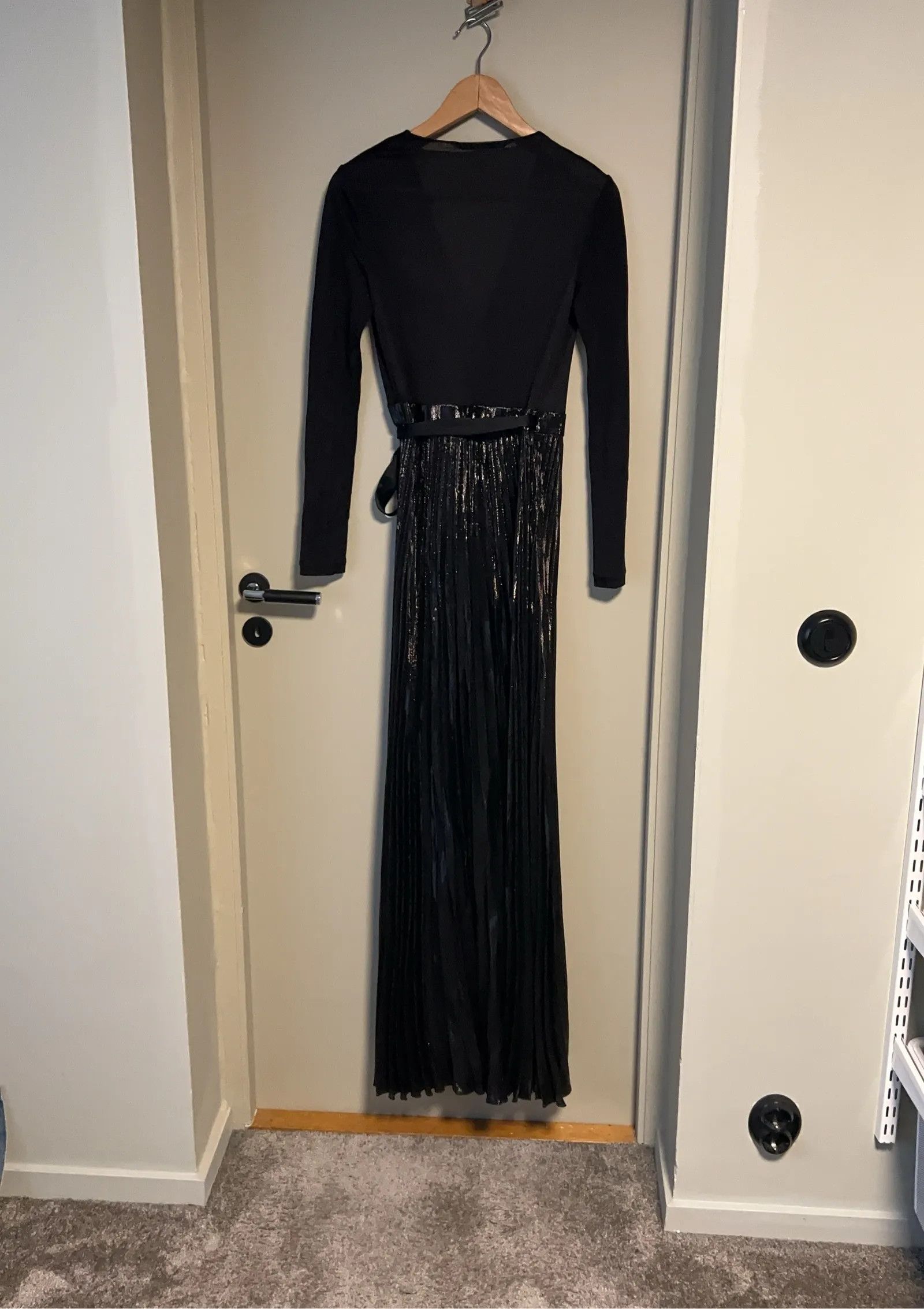 Diane von Furstenberg Diane von Furstenberg Dress Size S / US 4 / IT 40 - 6 Thumbnail