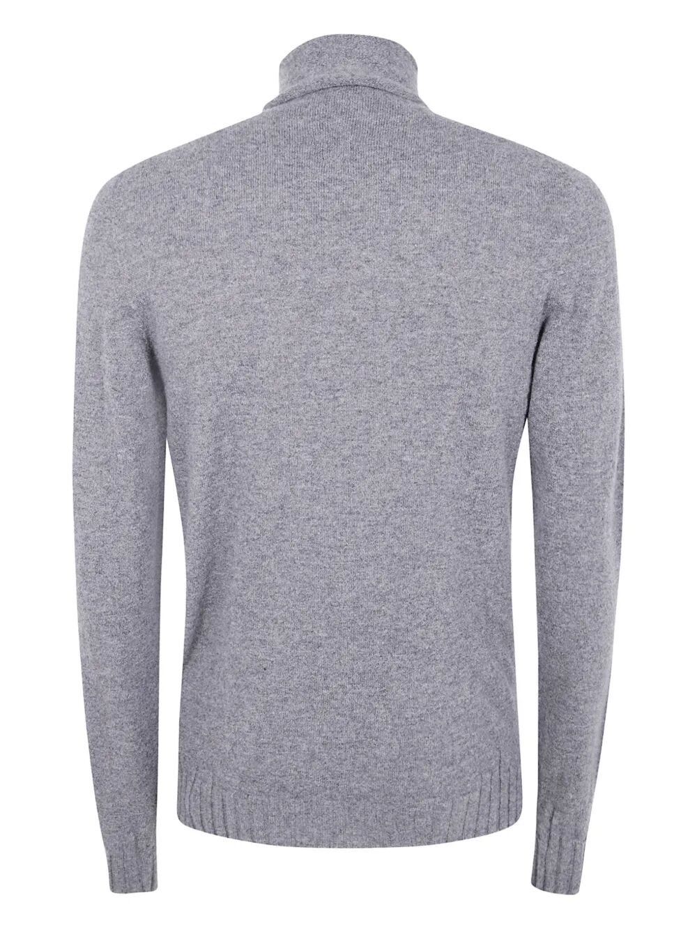 CASHMERE TURTLE NECK SWEATER