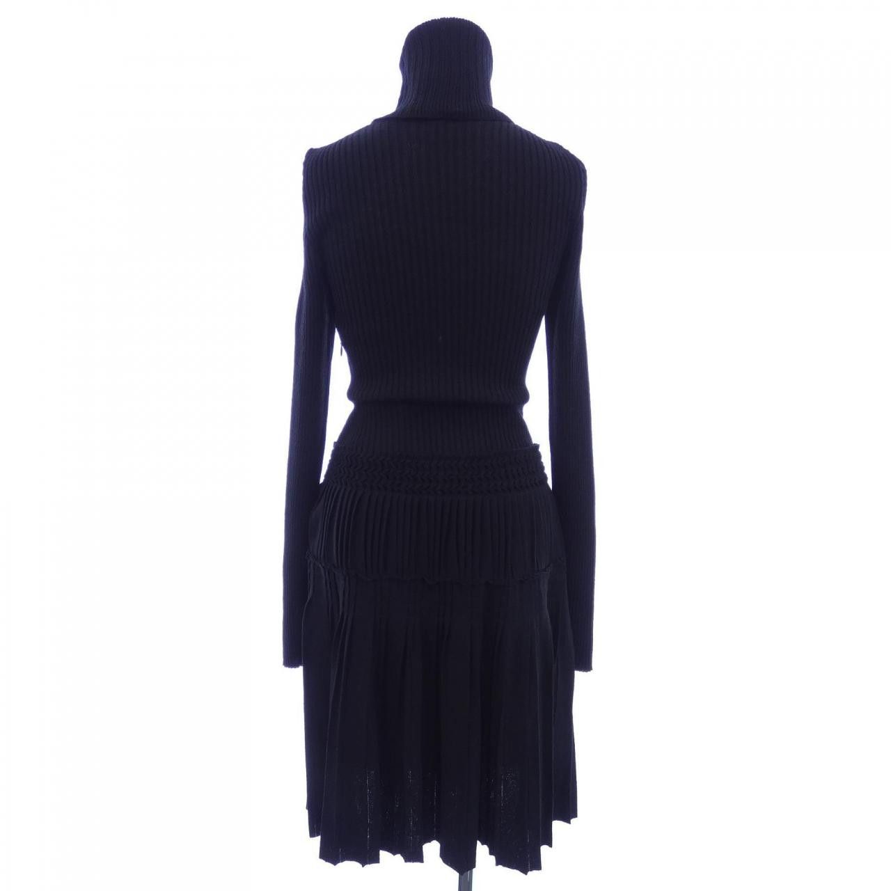 Chanel Chanel Chanel Dress Others Dresses P34256K00946 08A DUTY FREE for USA Size ONE SIZE - 2 Thumbnail