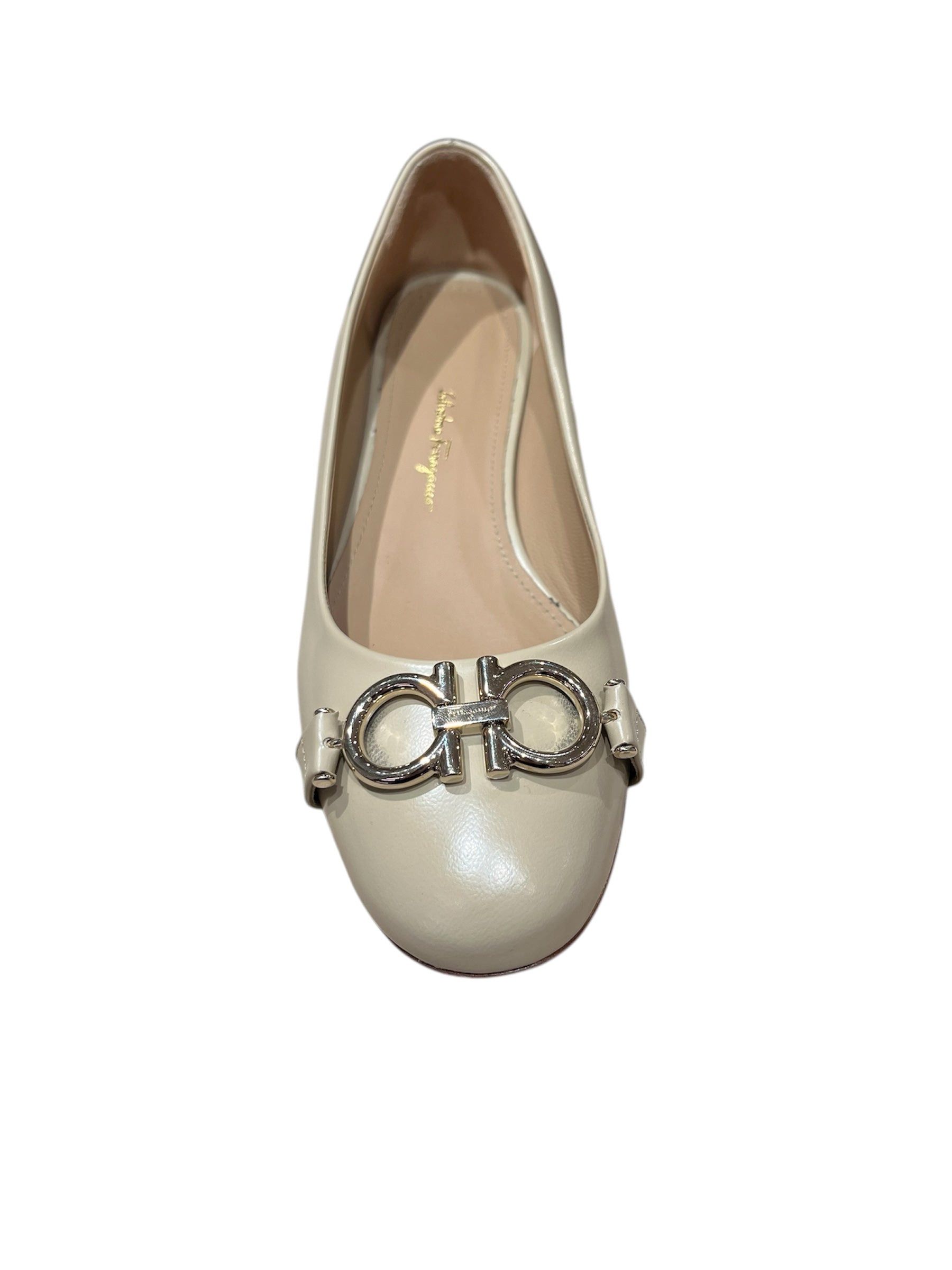 Ferragamo Logo Garda Pumps SIZE 9
