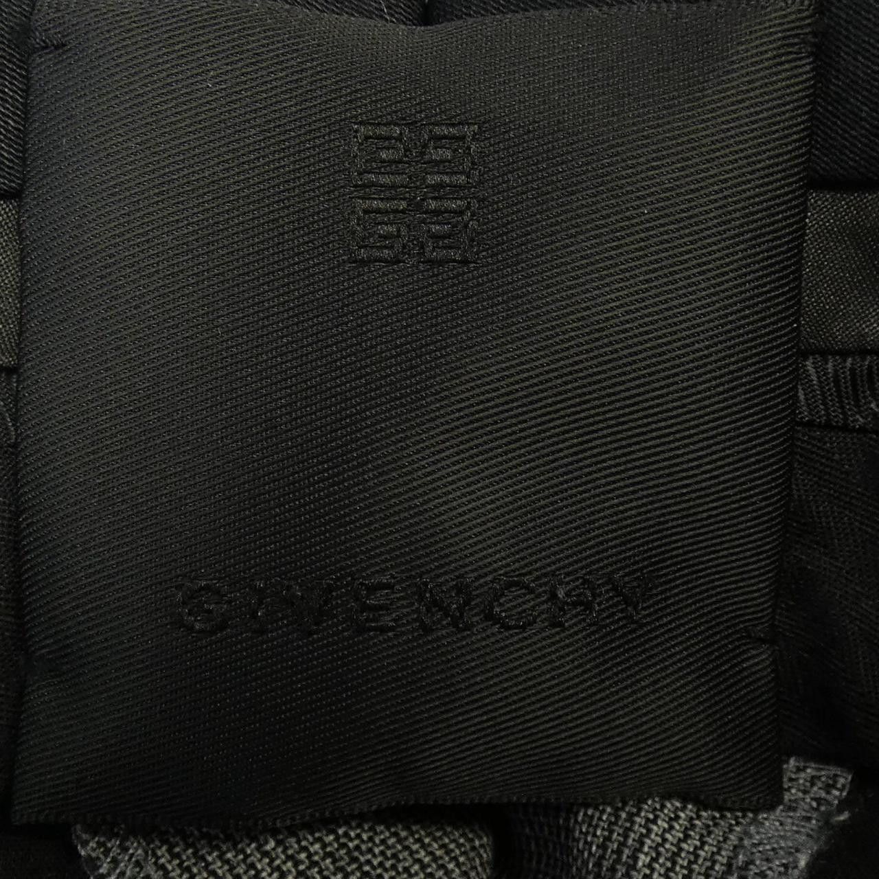 Givenchy Givenchy Givenchy BW50SJ13XK Pants Others Pants BW50SJ13XK DUTY FREE for USA Size ONE SIZE - 4 Thumbnail