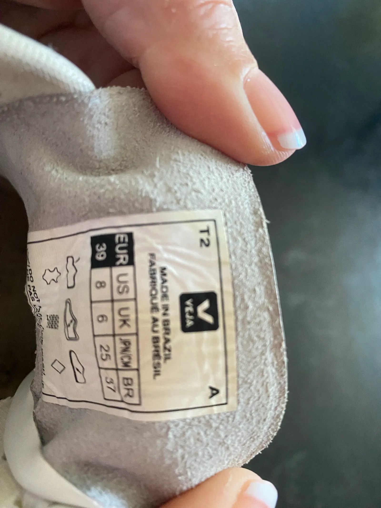 Veja Veja Sneakers Size US 9 / IT 39 - 3 Thumbnail