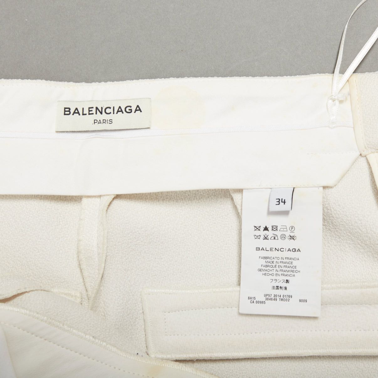 Balenciaga BALENCIAGA 2014 cream diagonal dart pleated back mini shorts FR34 XS Size 26" / US 2 / IT 38 - 8 Thumbnail