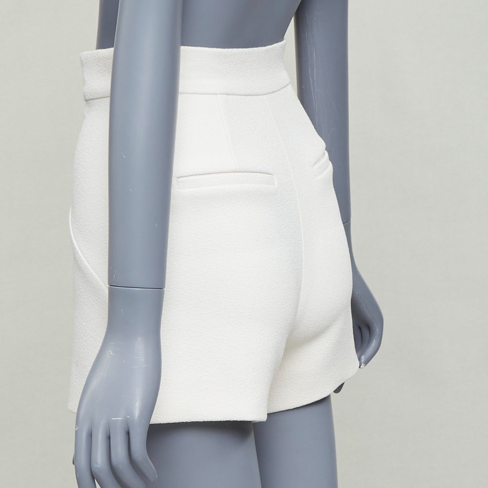 Balenciaga BALENCIAGA 2014 cream diagonal dart pleated back mini shorts FR34 XS Size 26" / US 2 / IT 38 - 6 Thumbnail
