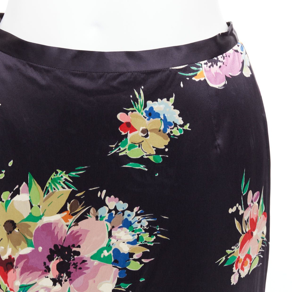 Dolce & Gabbana DOLCE GABBANA black silk blend multicolor floral print pencil skirt IT40 S Size 27" / US 4 / IT 40 - 2 Thumbnail