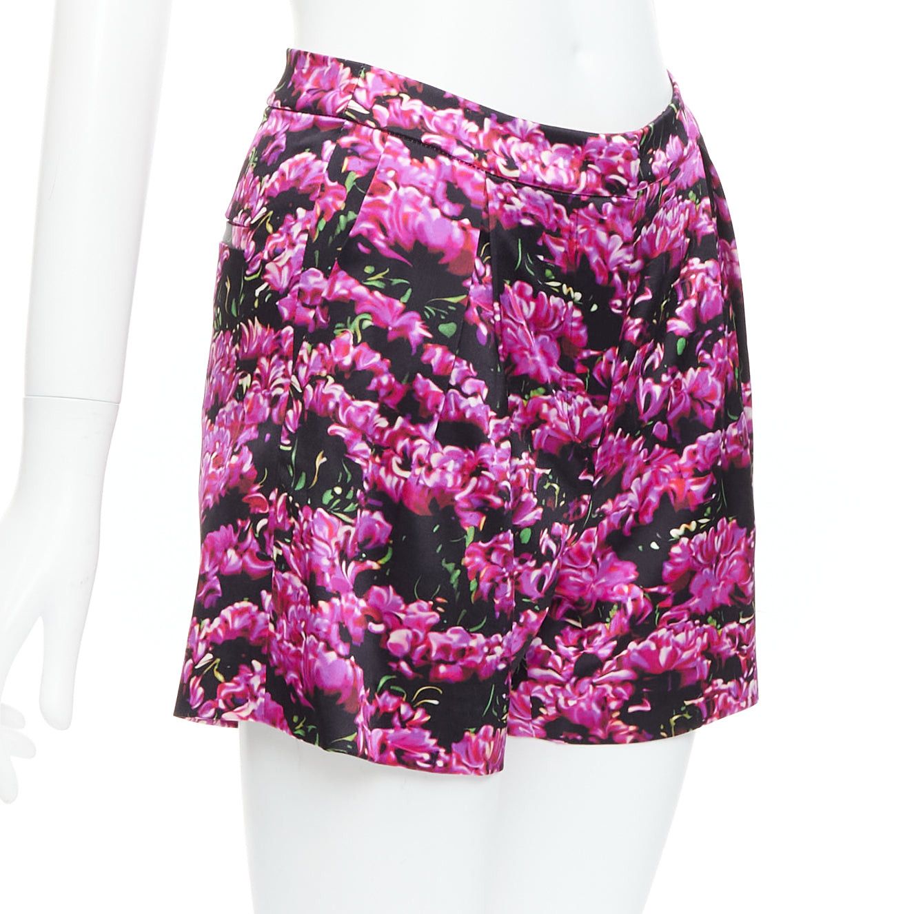 Mary Katrantzou MARY KATRANTZOU 100% silk photographic floral print high waisted shorts UK6 XS Size 26" / US 2 / IT 38 - 3 Thumbnail