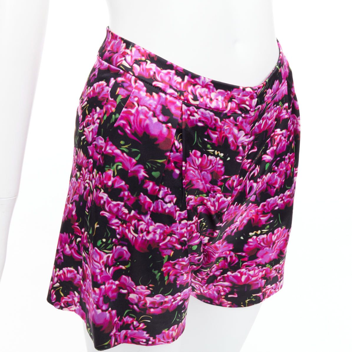 Mary Katrantzou MARY KATRANTZOU 100% silk photographic floral print high waisted shorts UK6 XS Size 26" / US 2 / IT 38 - 7 Thumbnail
