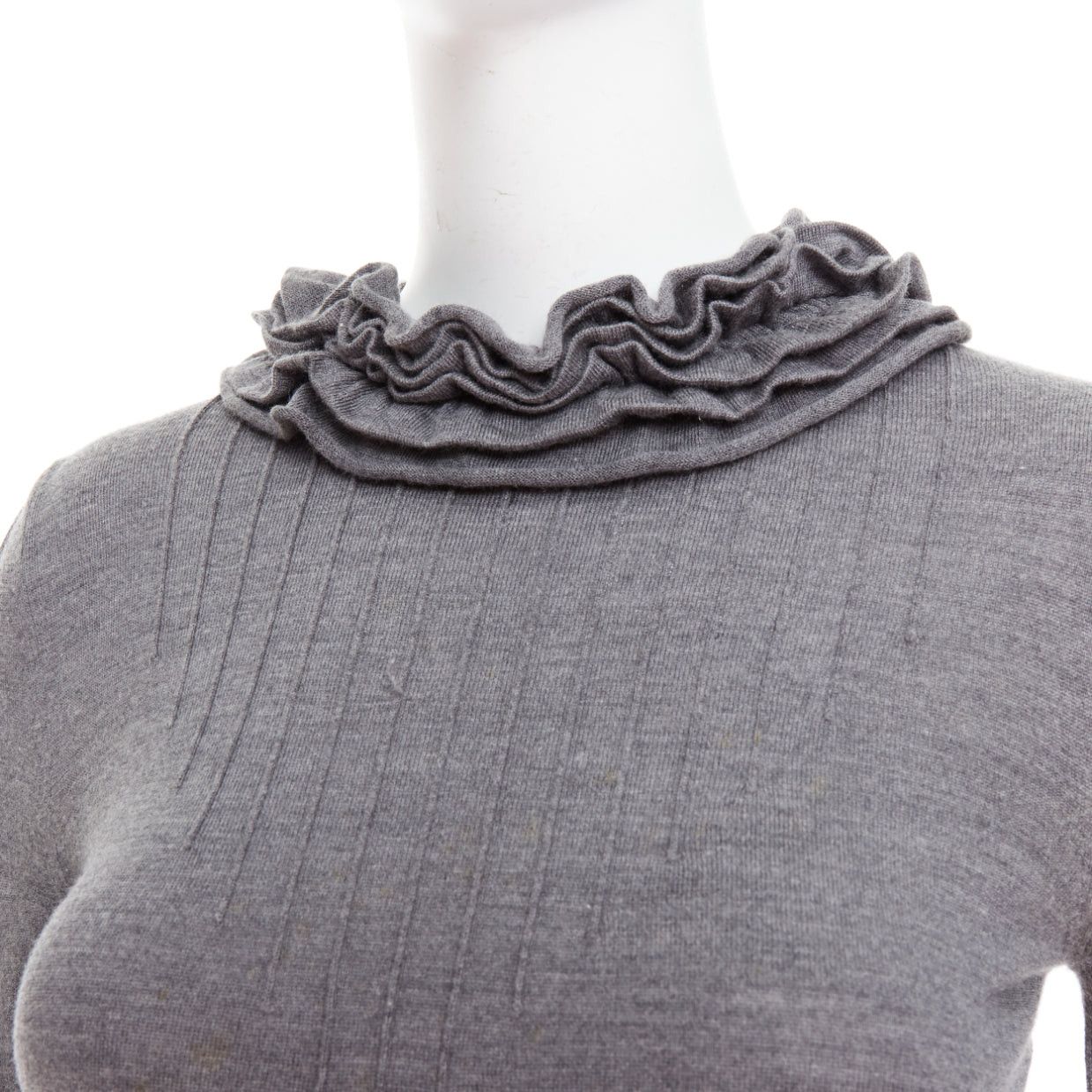 Fendi FENDI Vintage grey extrafine wool ruffle collar pleated sweater IT40 S Size S / US 4 / IT 40 - 2 Thumbnail