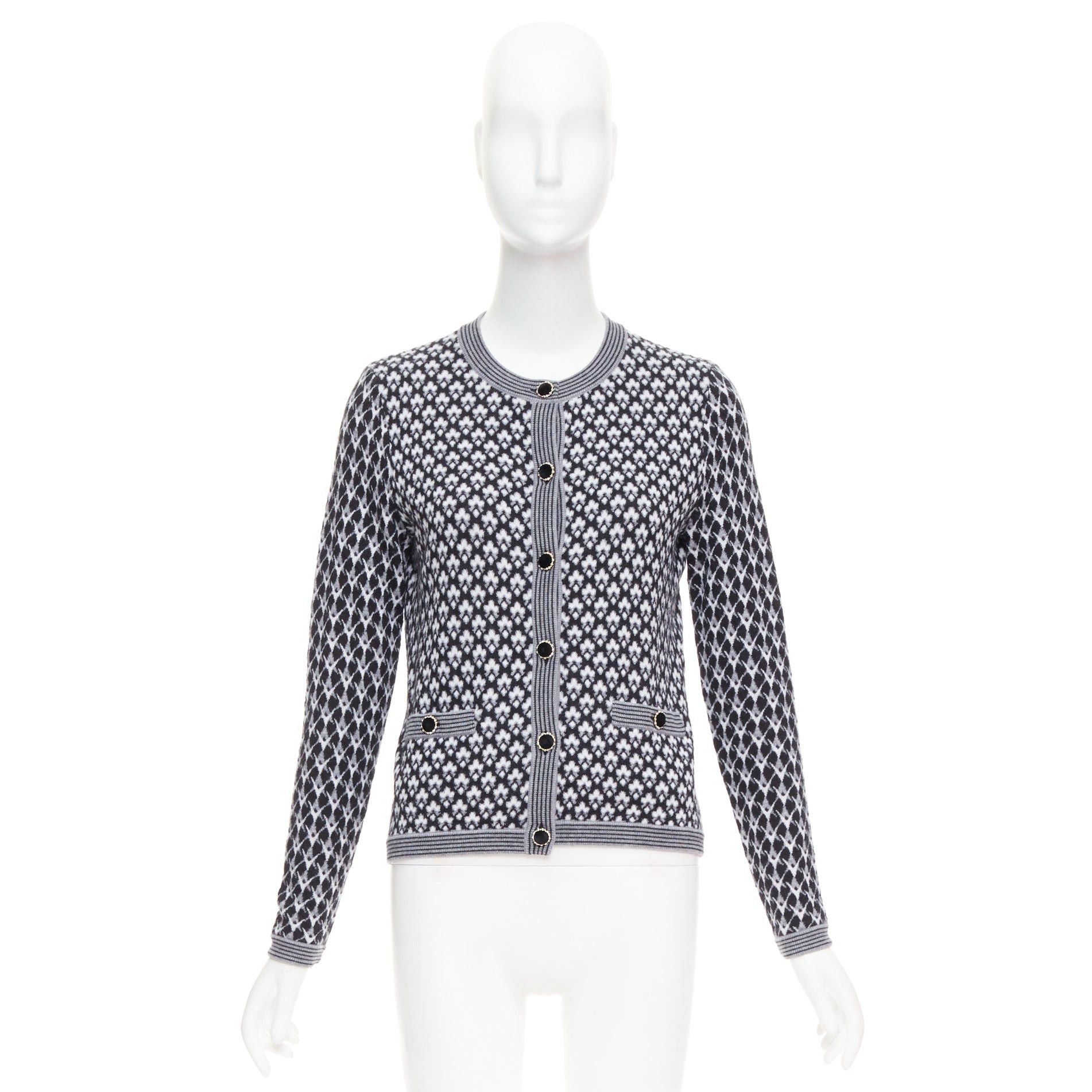 Chanel CHANEL black white cashmere velvet buttons crew cardigan FR38 M Size M / US 6-8 / IT 42-44 - 10 Thumbnail