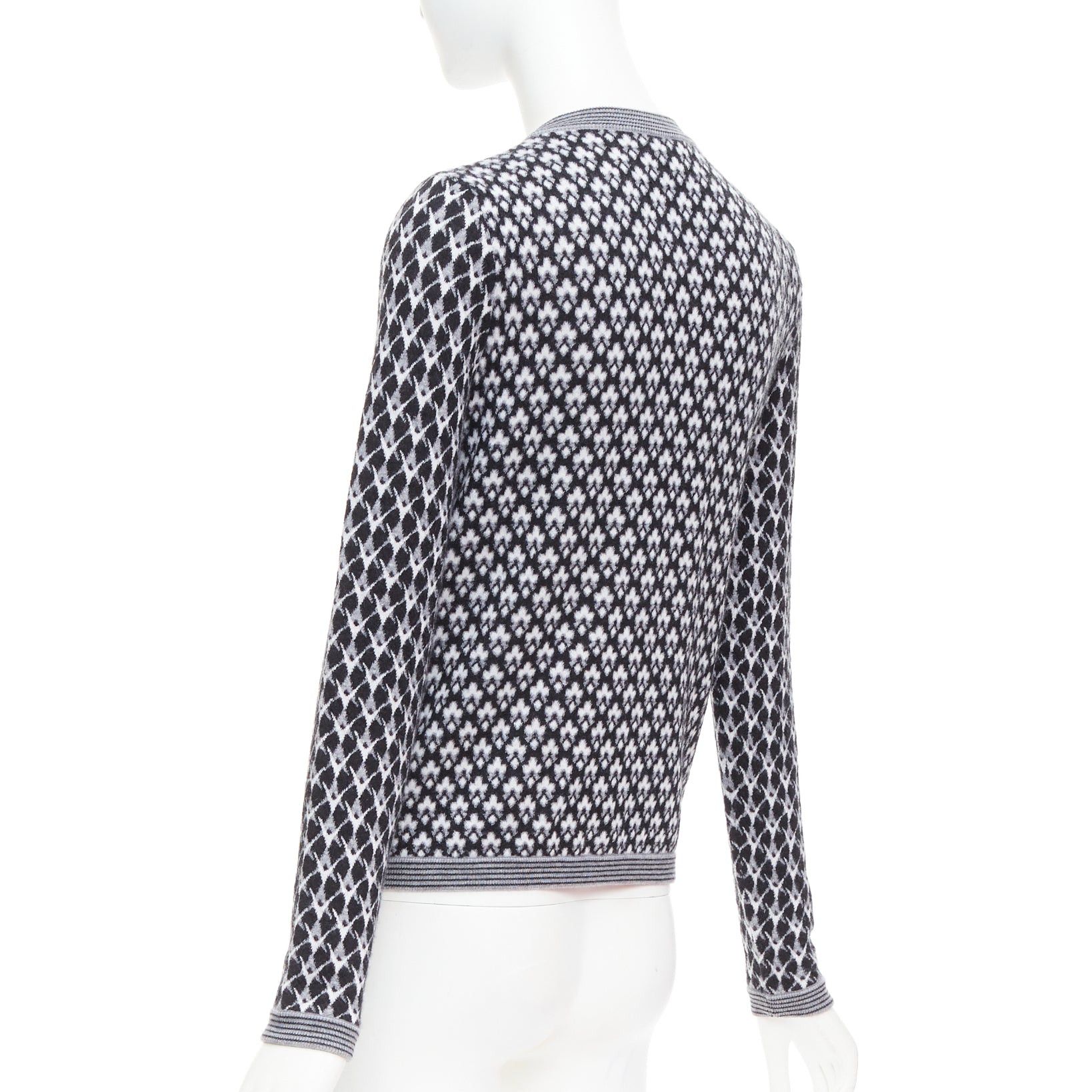 Chanel CHANEL black white cashmere velvet buttons crew cardigan FR38 M Size M / US 6-8 / IT 42-44 - 7 Thumbnail